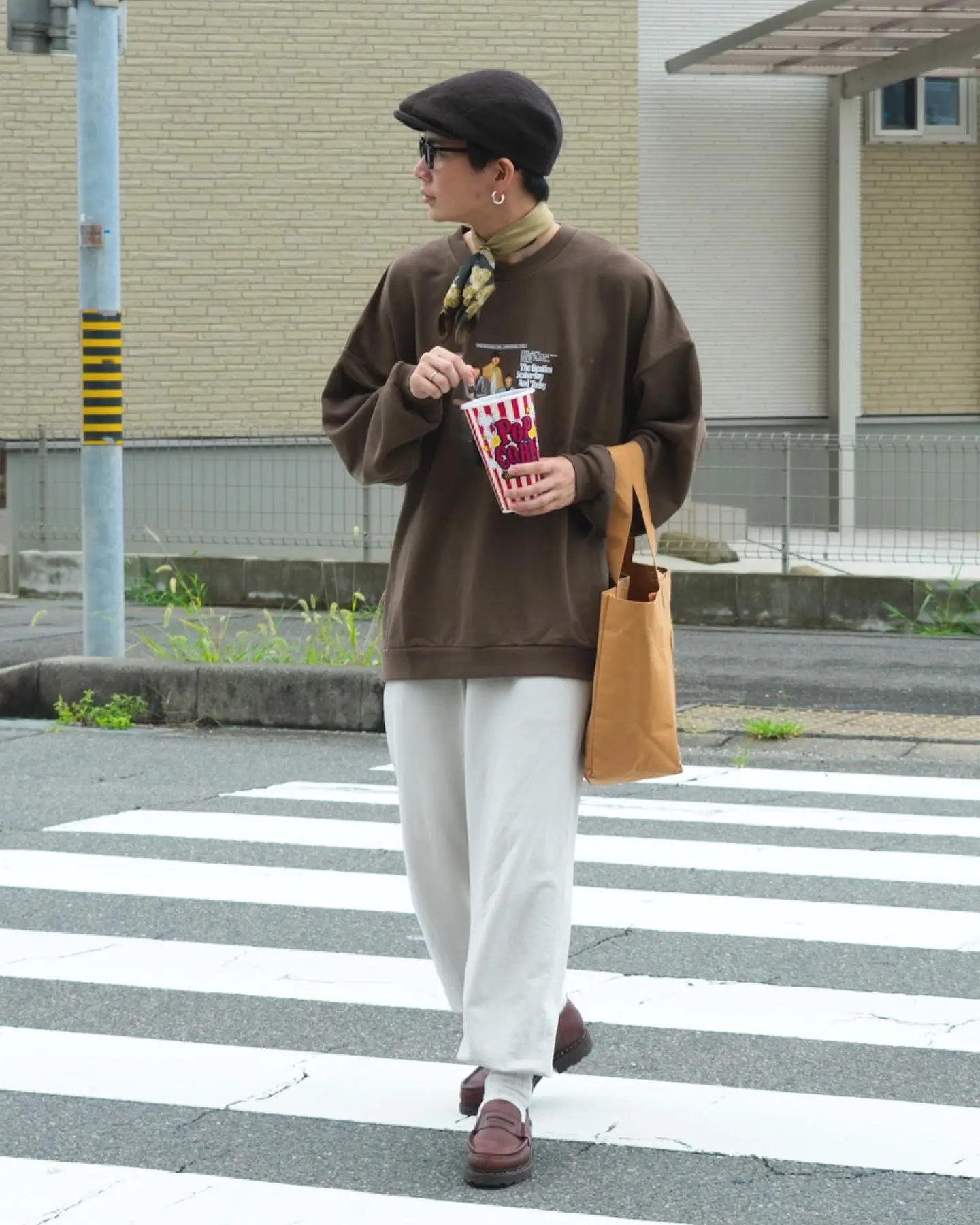 ゆるダボスウェットスタイルを小物でお上品に。 | idakaが投稿した  