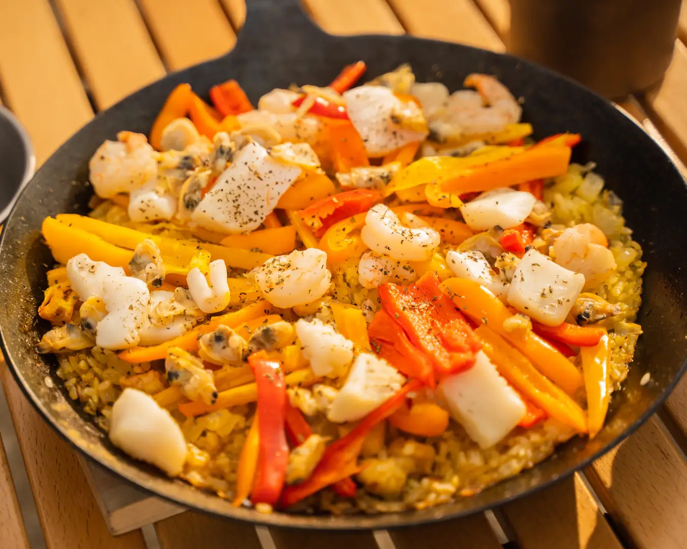 火やガスを使わずに簡単手軽に様々な調理が机上でできちゃう♪❤コンパクト☆電気鍋 火やガスを使わずに簡単手軽に様々な調理が机上でできちゃう