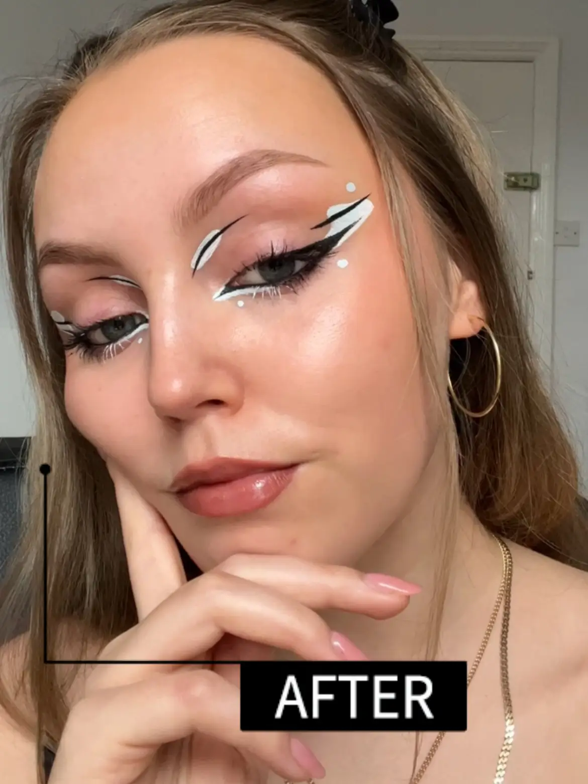 🖤Colorful & Abstract Graphic Liner Look❤️