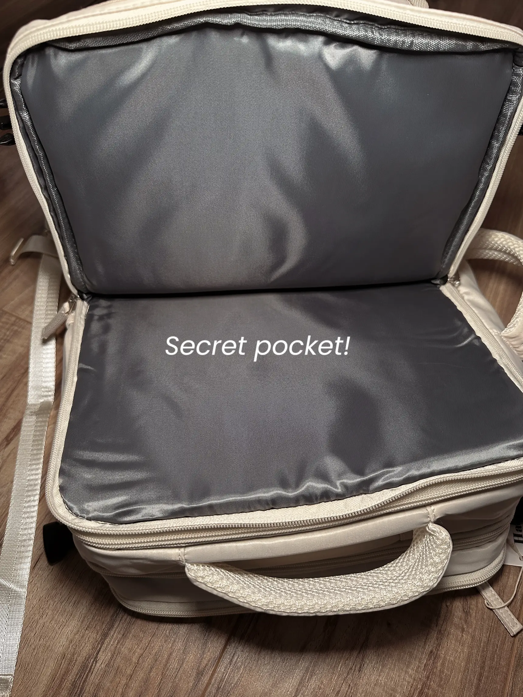 Travel bag with online secret compartment