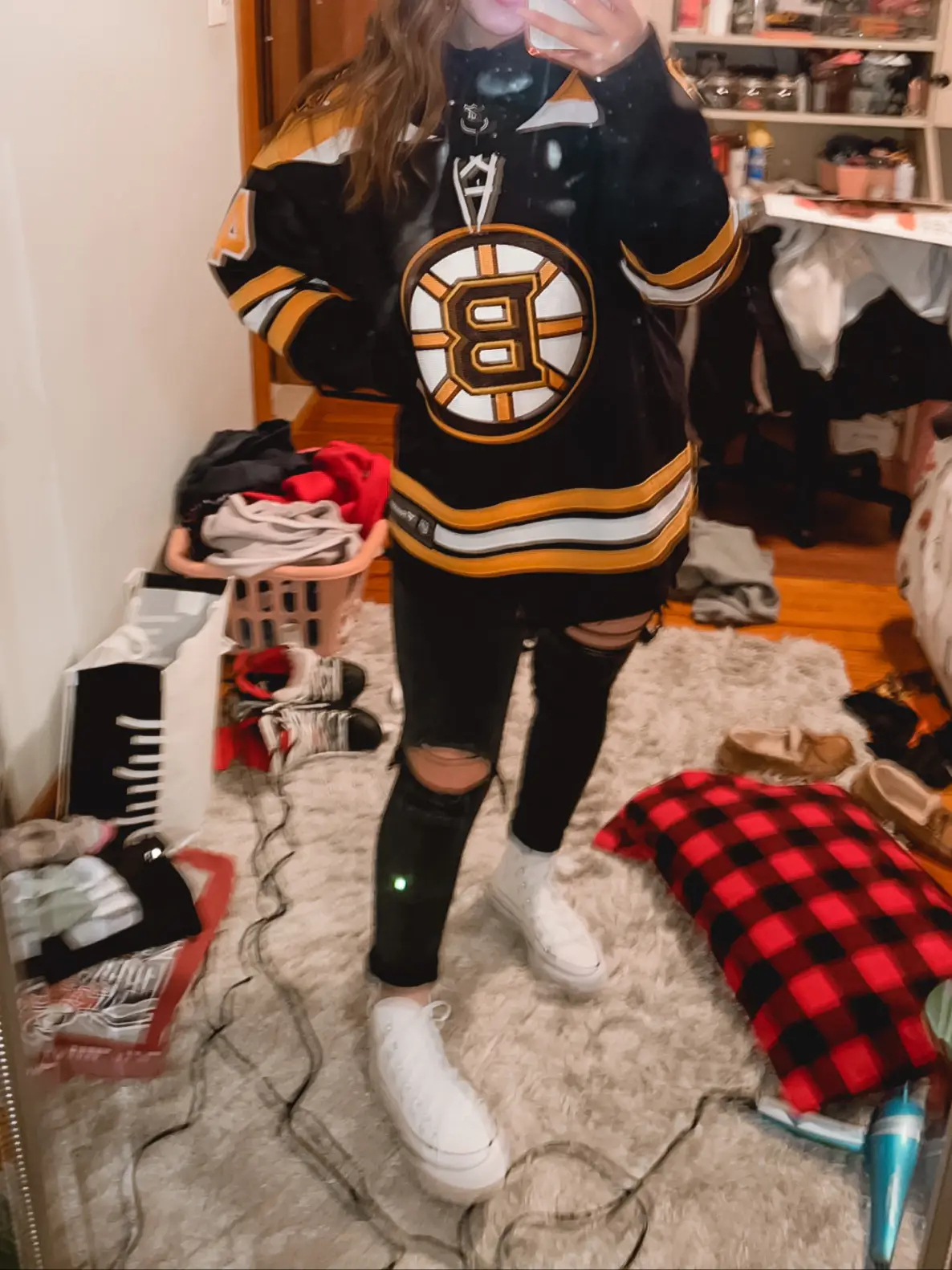OUTFITS I'VE WORN TO HOCKEY GAMES  Gallery posted by amanda marie