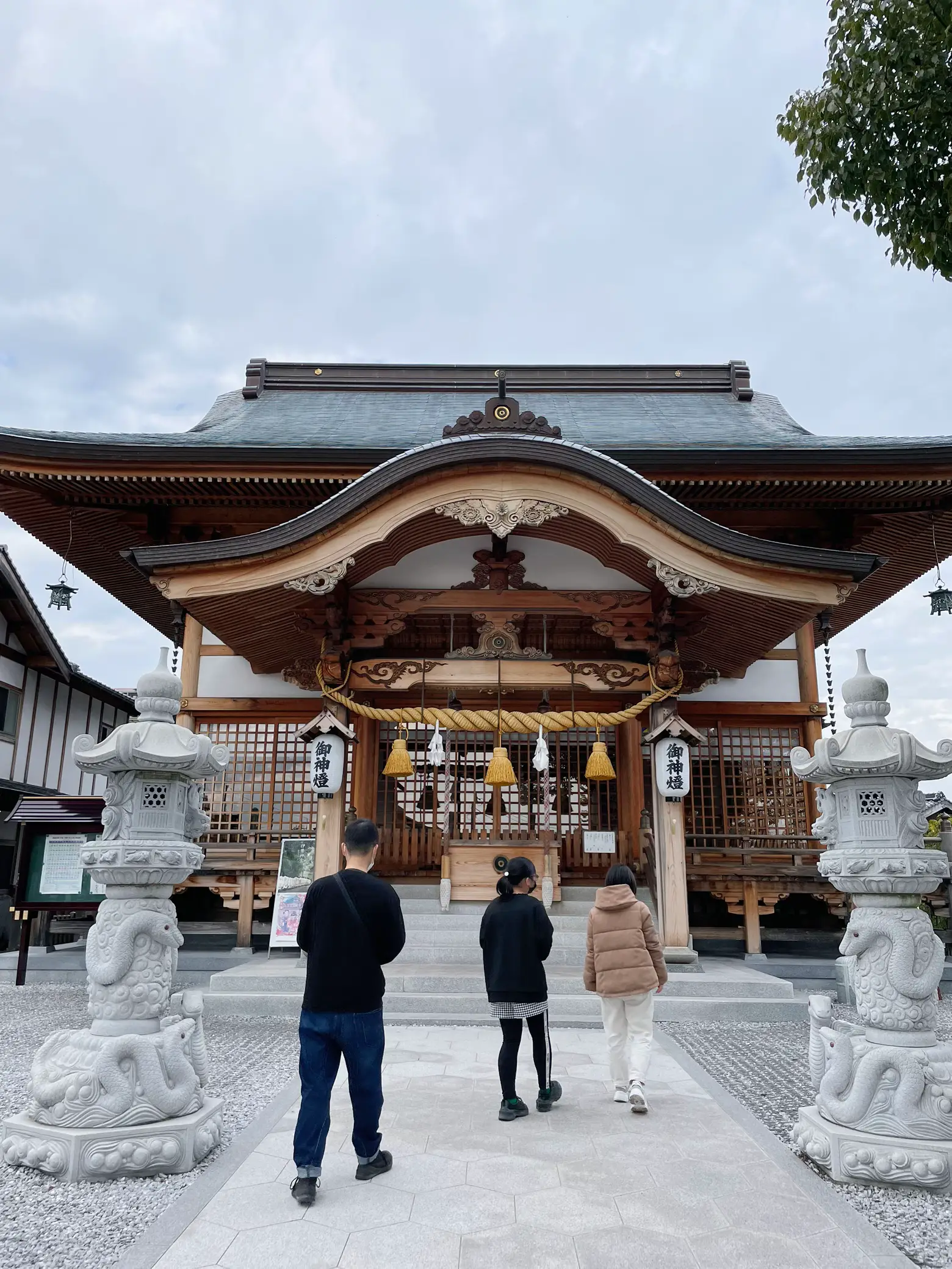 白蛇神社⛩参拝。 | ゴマが投稿したフォトブック | Lemon8