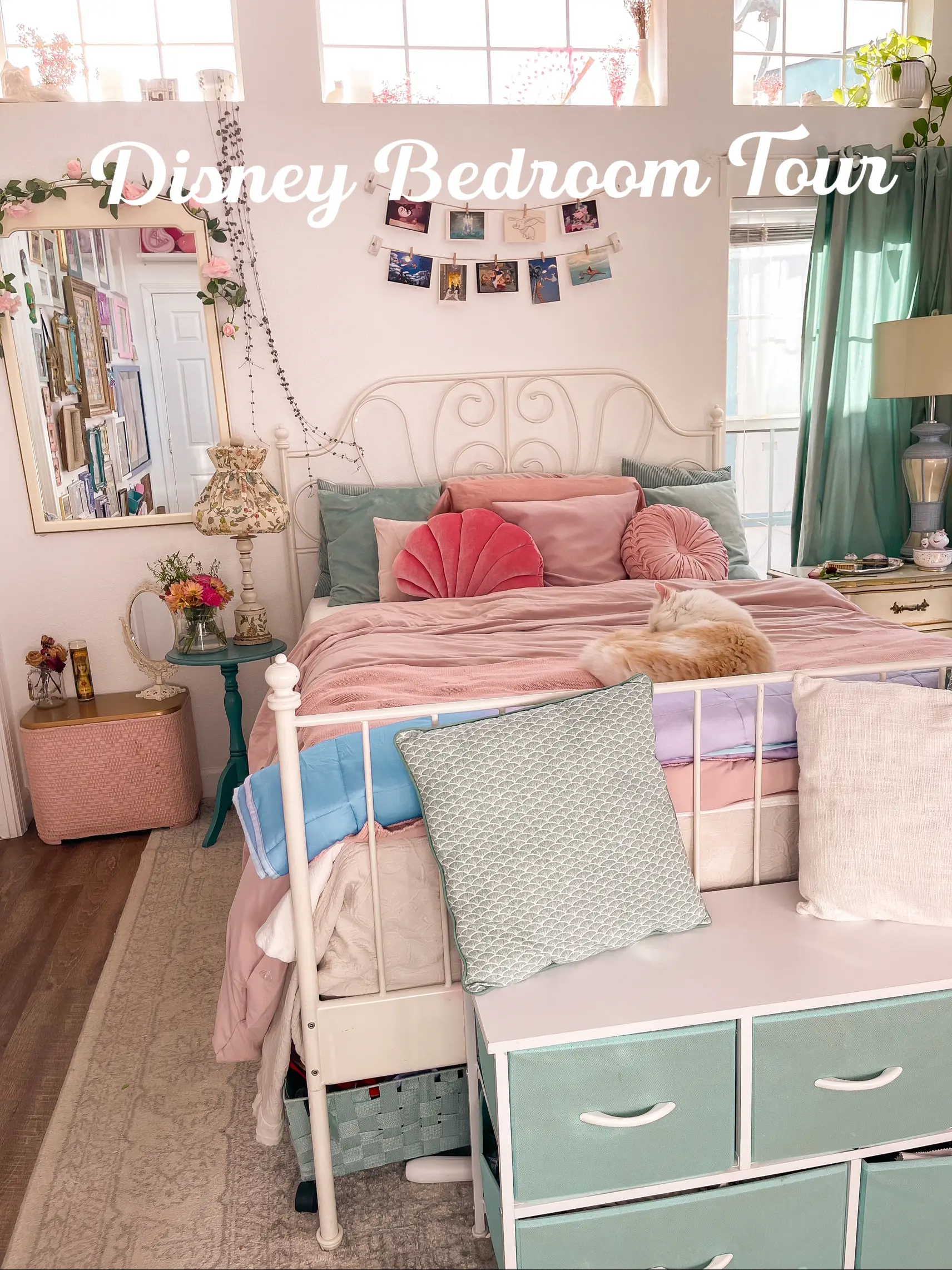 Disney themed entertainment room #disney #disneyroom
