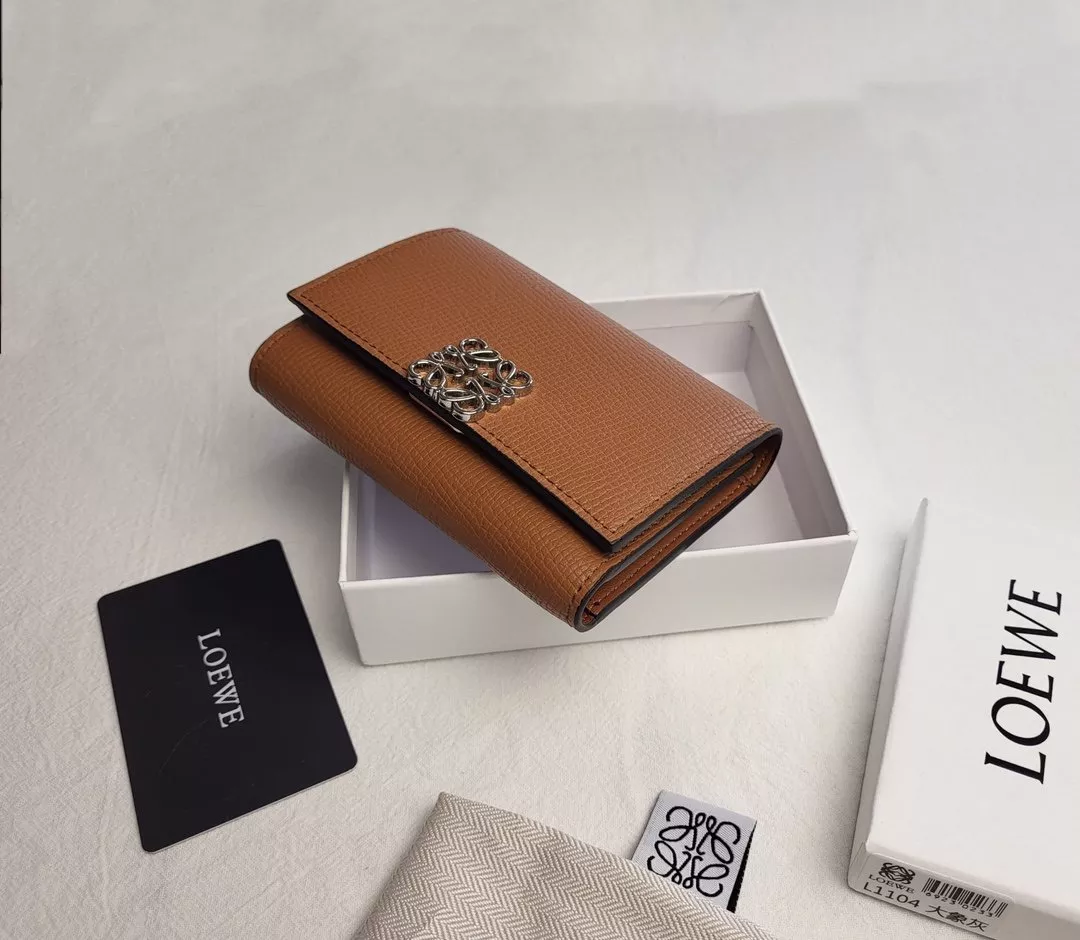超可愛い ロエベ 財布 | mior専門店が投稿したフォトブック | Lemon8