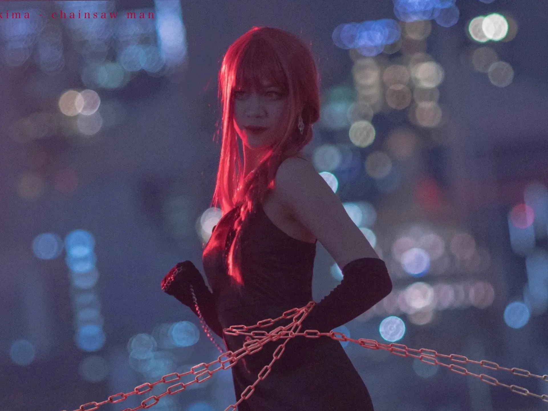 Chainsaw Man Cosplay Introduces Chainsaw Woman