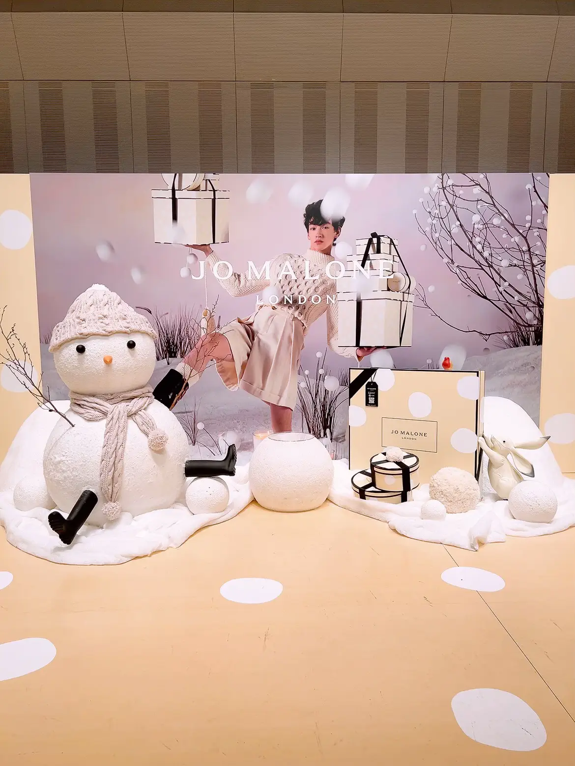 Tokyo Odekake spot > JO MALONE pop-up event ☃️ with a cute mirror  souvenir❄️ | Gallery posted by さき｜東京カフェ・グルメ巡り♡ | Lemon8