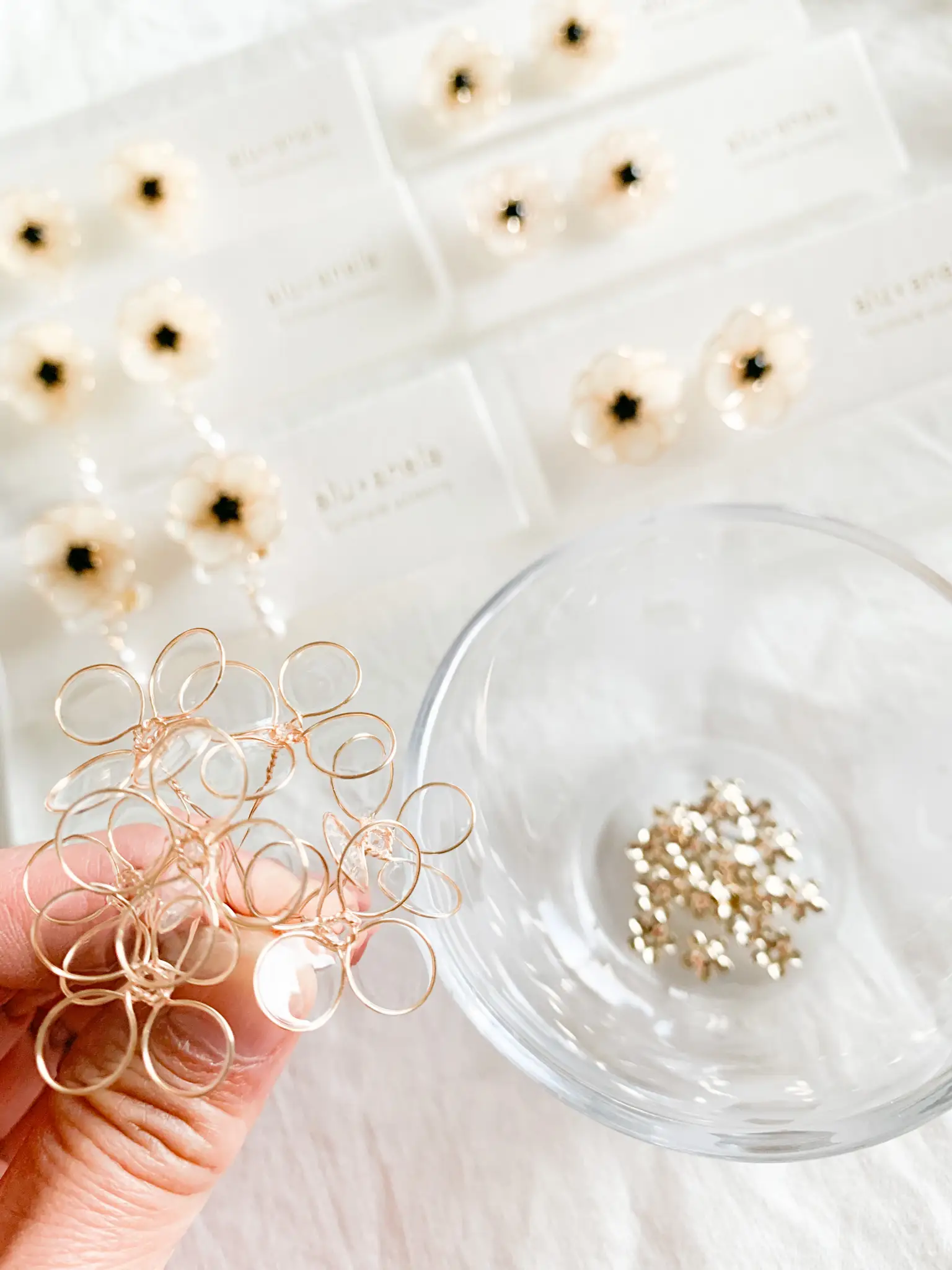 anela handmade 悪い accessoryヘアクリップご購入前にご覧下さい