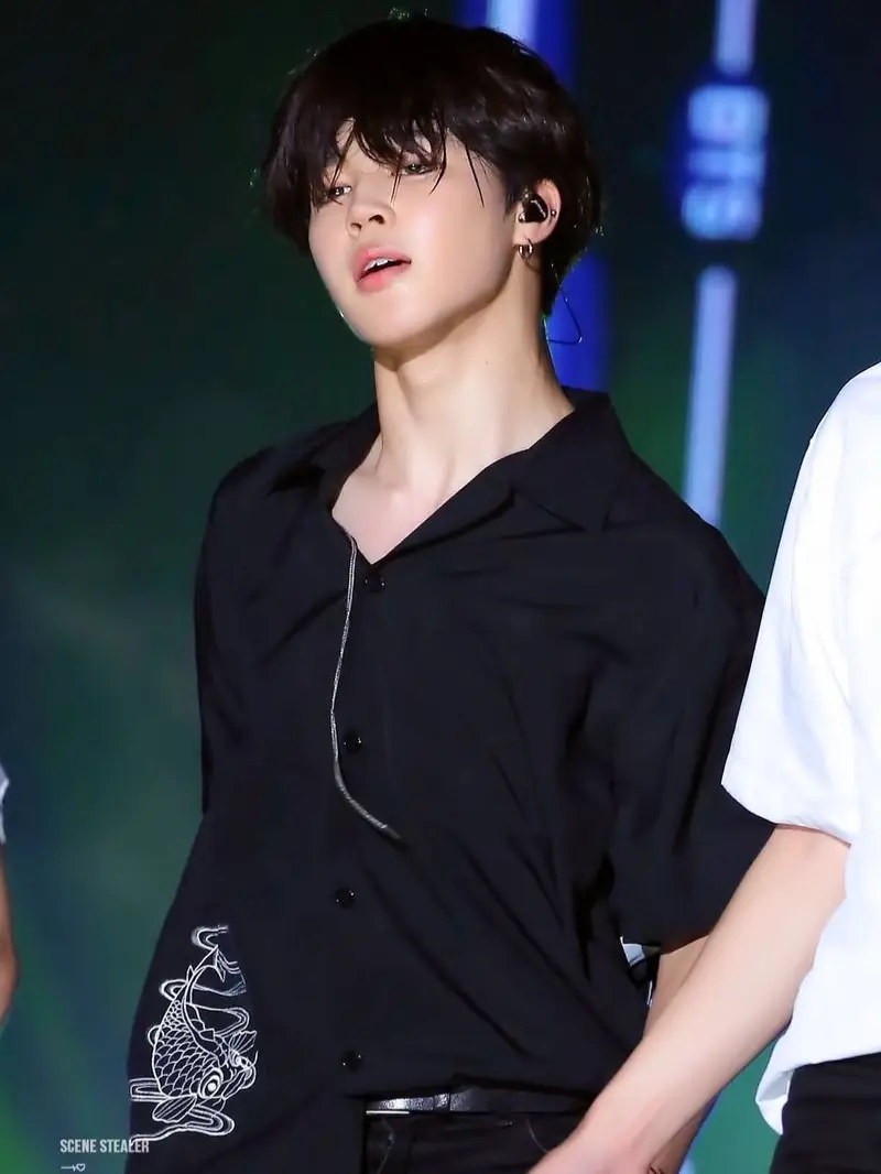 ジミンちゃんじゃないJIMIN😳😳 | cimcimが投稿したフォトブック | Lemon8