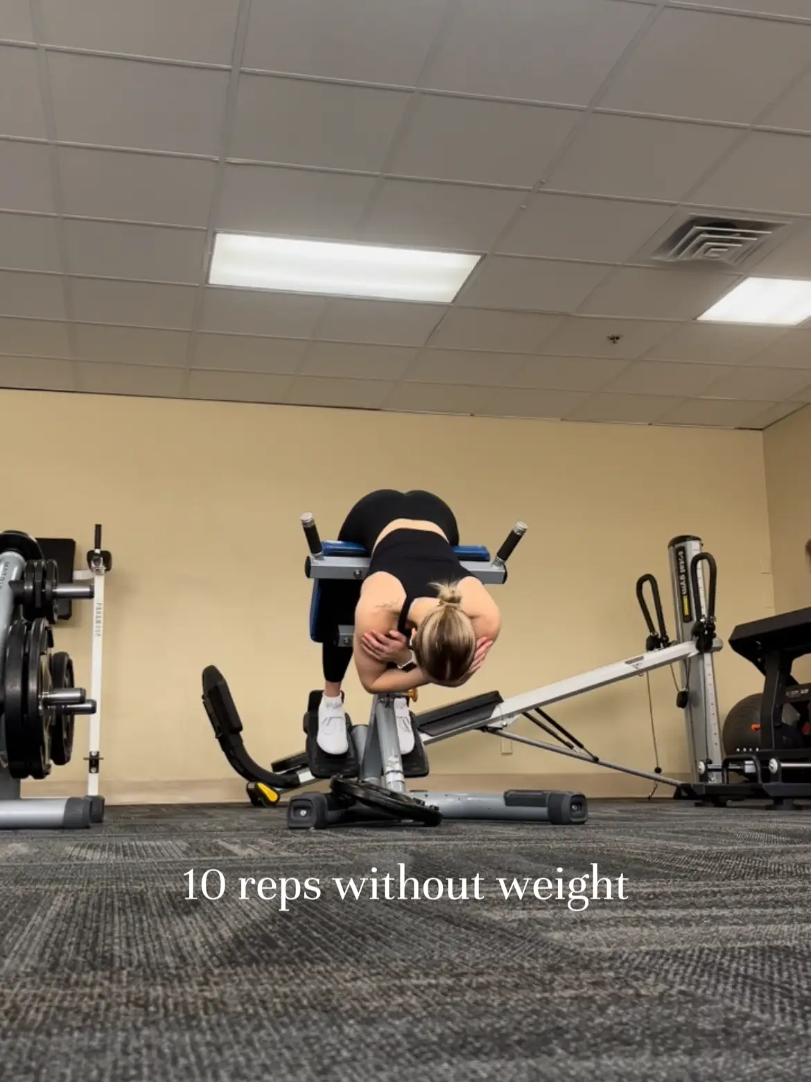 Band Upright Row Guide: Muscles Worked, How-To, Benefits, and Variations –  Fitness Volt