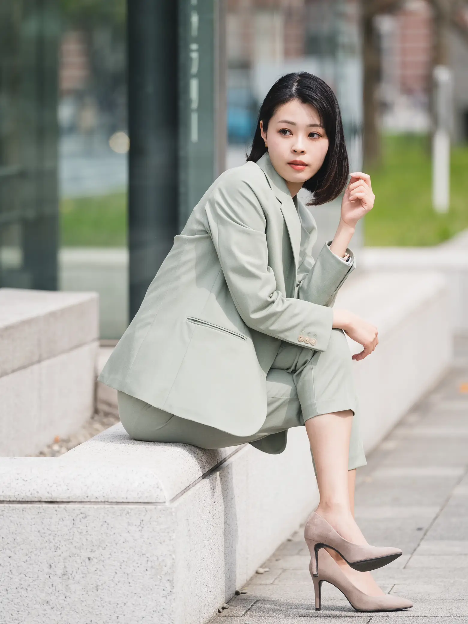 UNIQLOのセットアップ?スーツ撮影 | risaが投稿したフォトブック | Lemon8