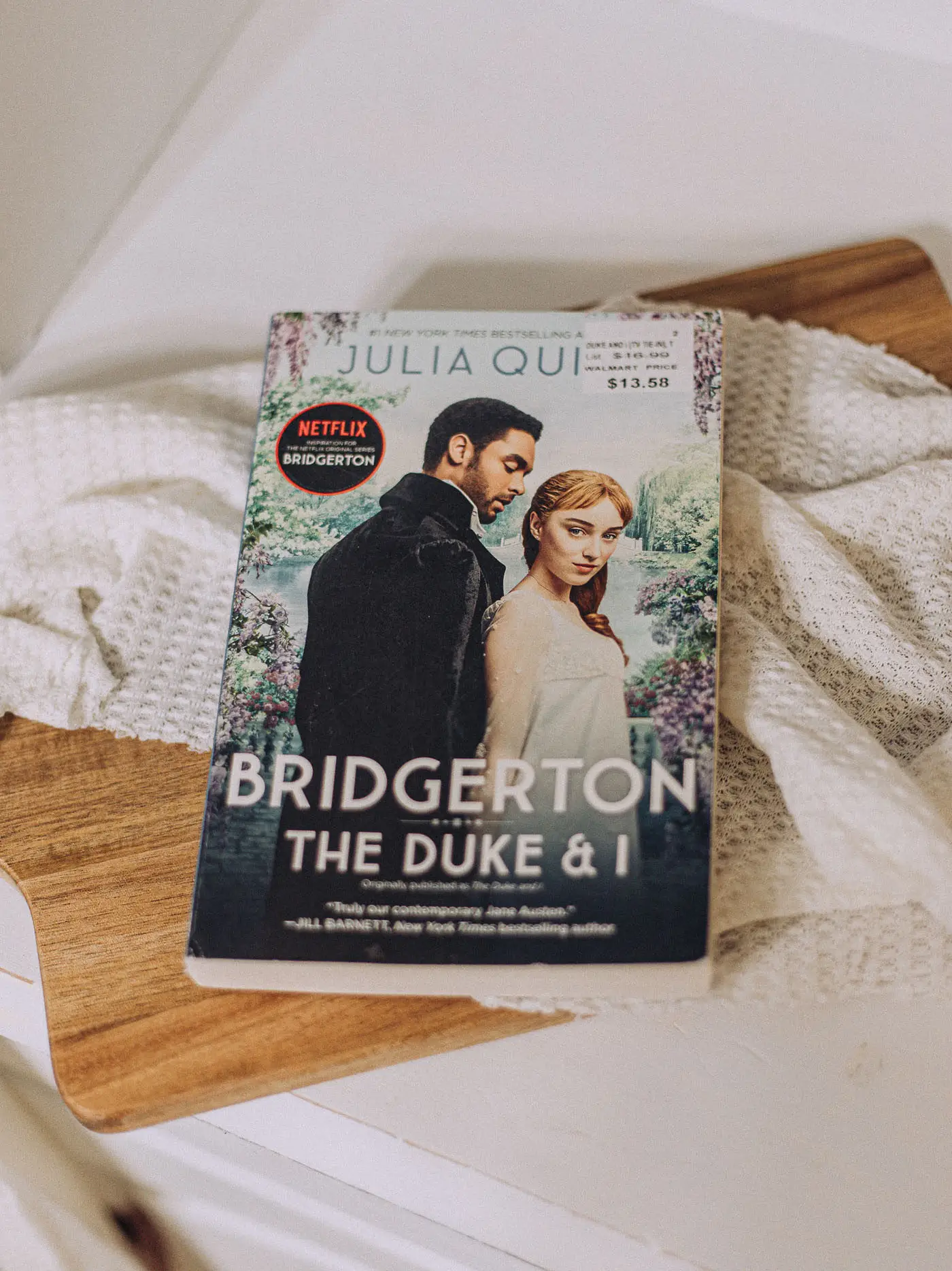 Bridgerton author Julia Quinn talks all things romance with Illinois  libraries