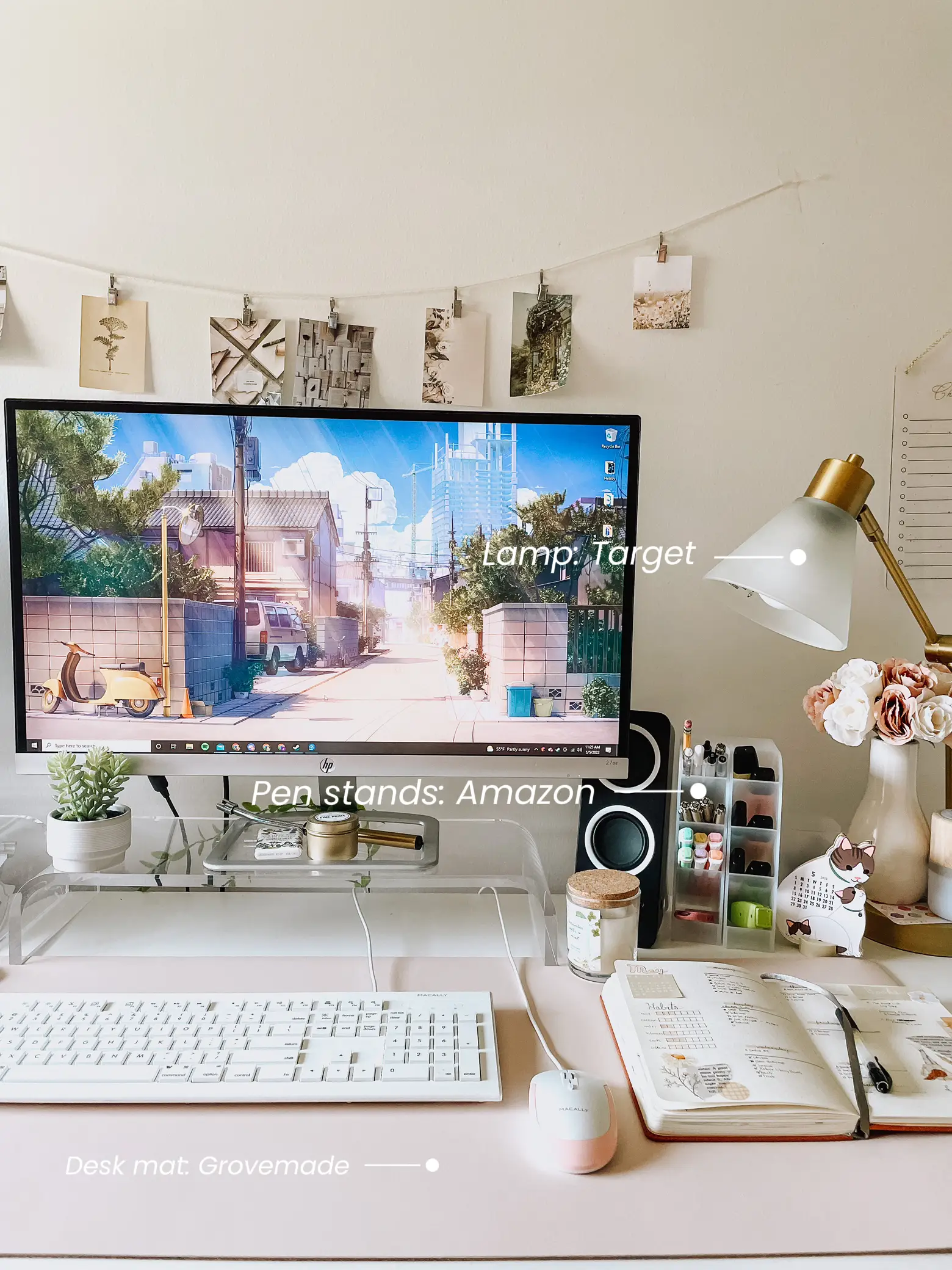 30 Aesthetic Desk Setups for Creative Workspace