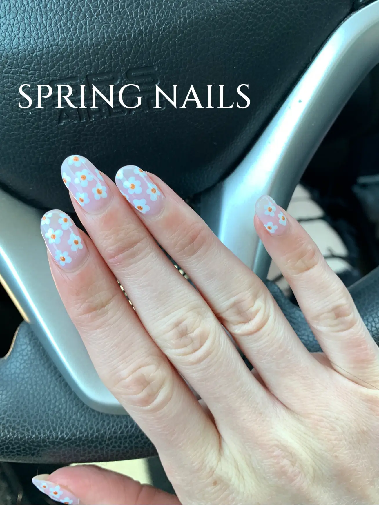 French Tip Flower Nails 🤍  Flower nails, Nails, Acrylic nails