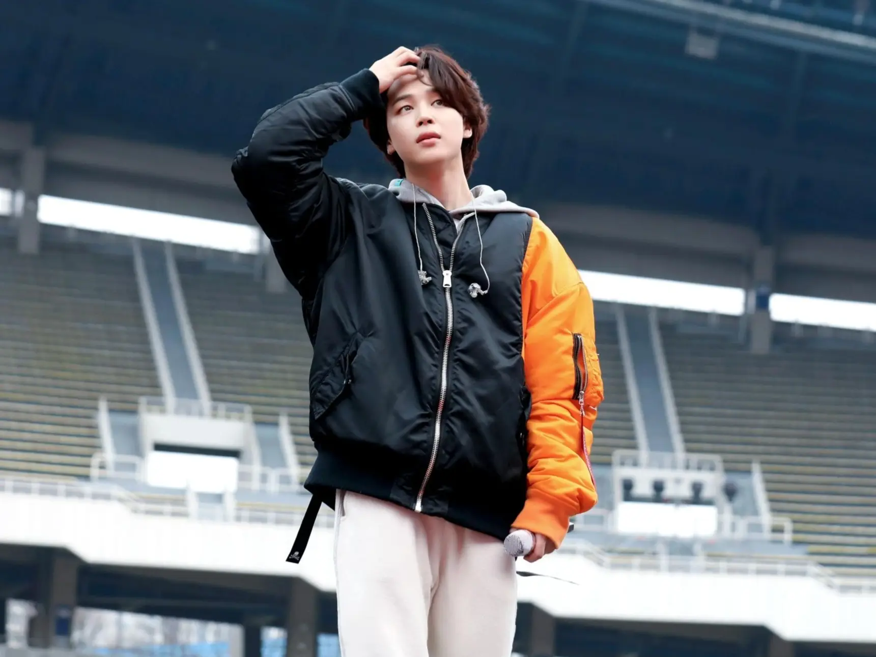 スキズ ワルツ dominATE ソウルコン ウィンドブレーカー 特典 ② stray kids dominATE ソウルコン ウインドブレーカー スキズ ワルツ