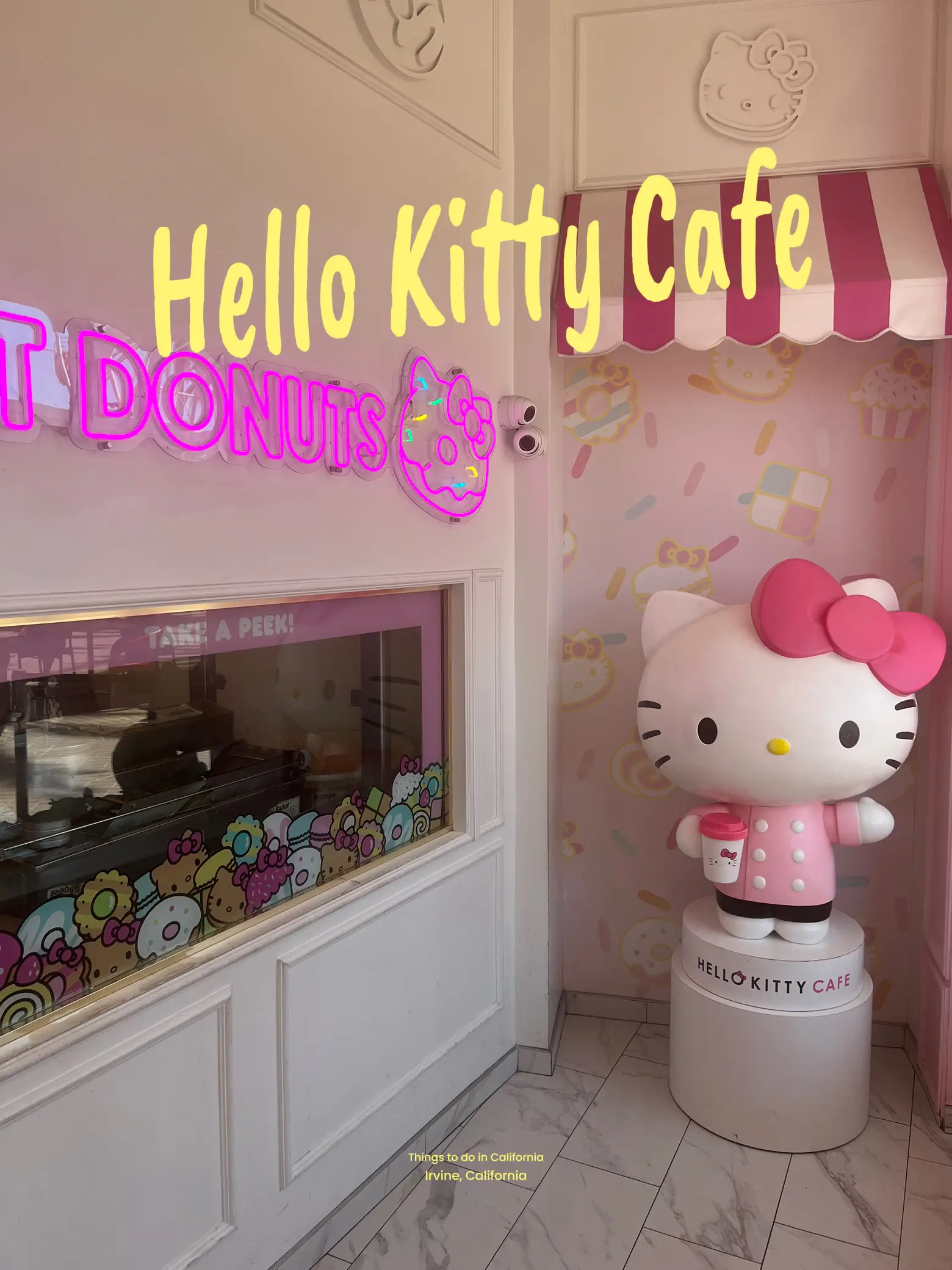 Hello Kitty Cafe in California