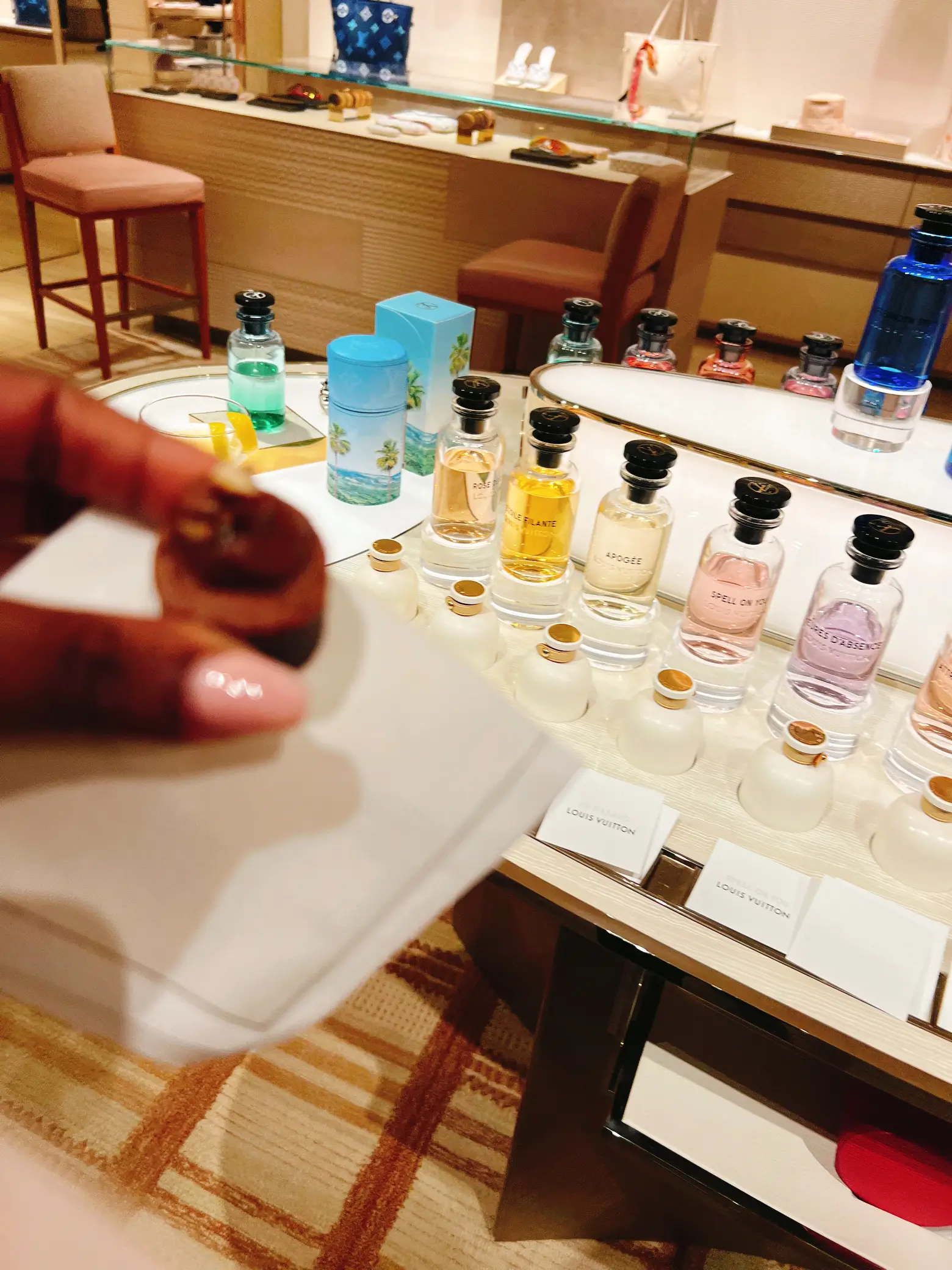 Louis Vuttion: Apogee (Fragrance review) #luxury #luxuryfragrances