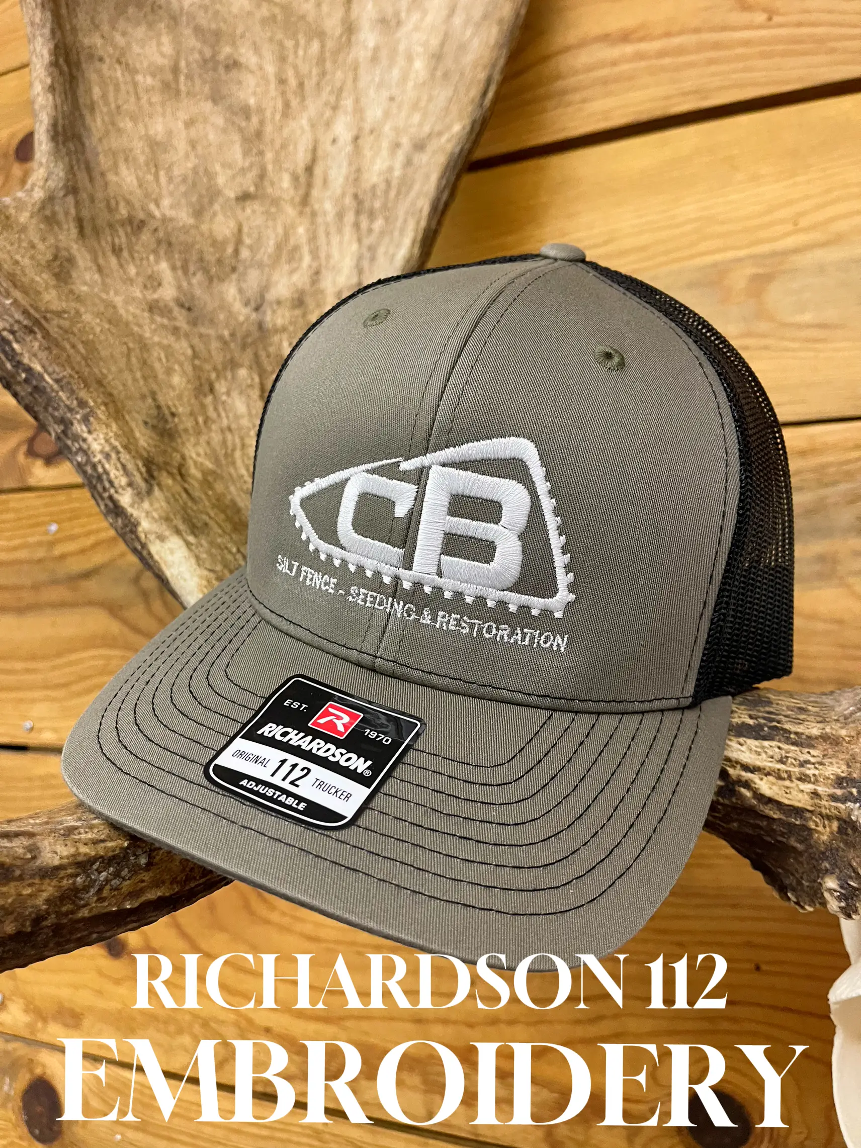 Montana Fly Fishing, Fishing Fly Richardson 112 Snap Back Trucker Hat :  Handmade Products 