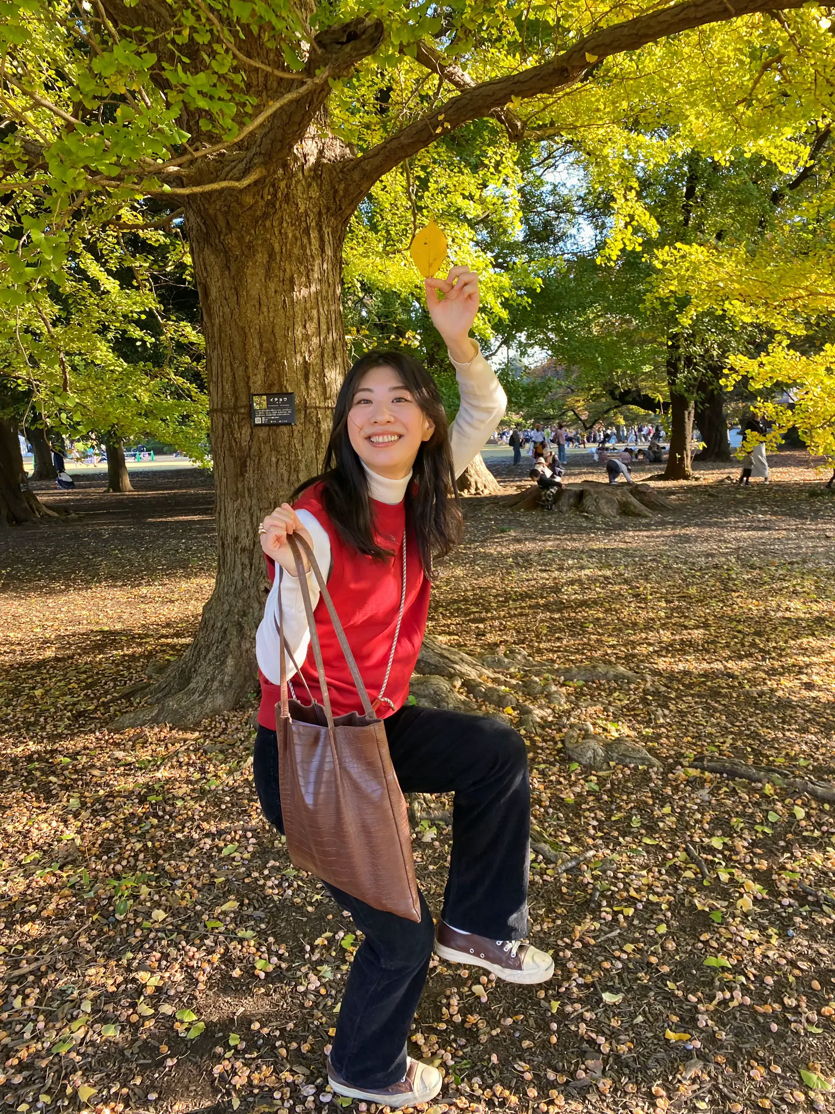 Autumn Coordination] UNIQLO × LEVI'S park coordination 🍁🍂 between casual  and pretty!, Gallery posted by 長塚千里(ながつかせんり)