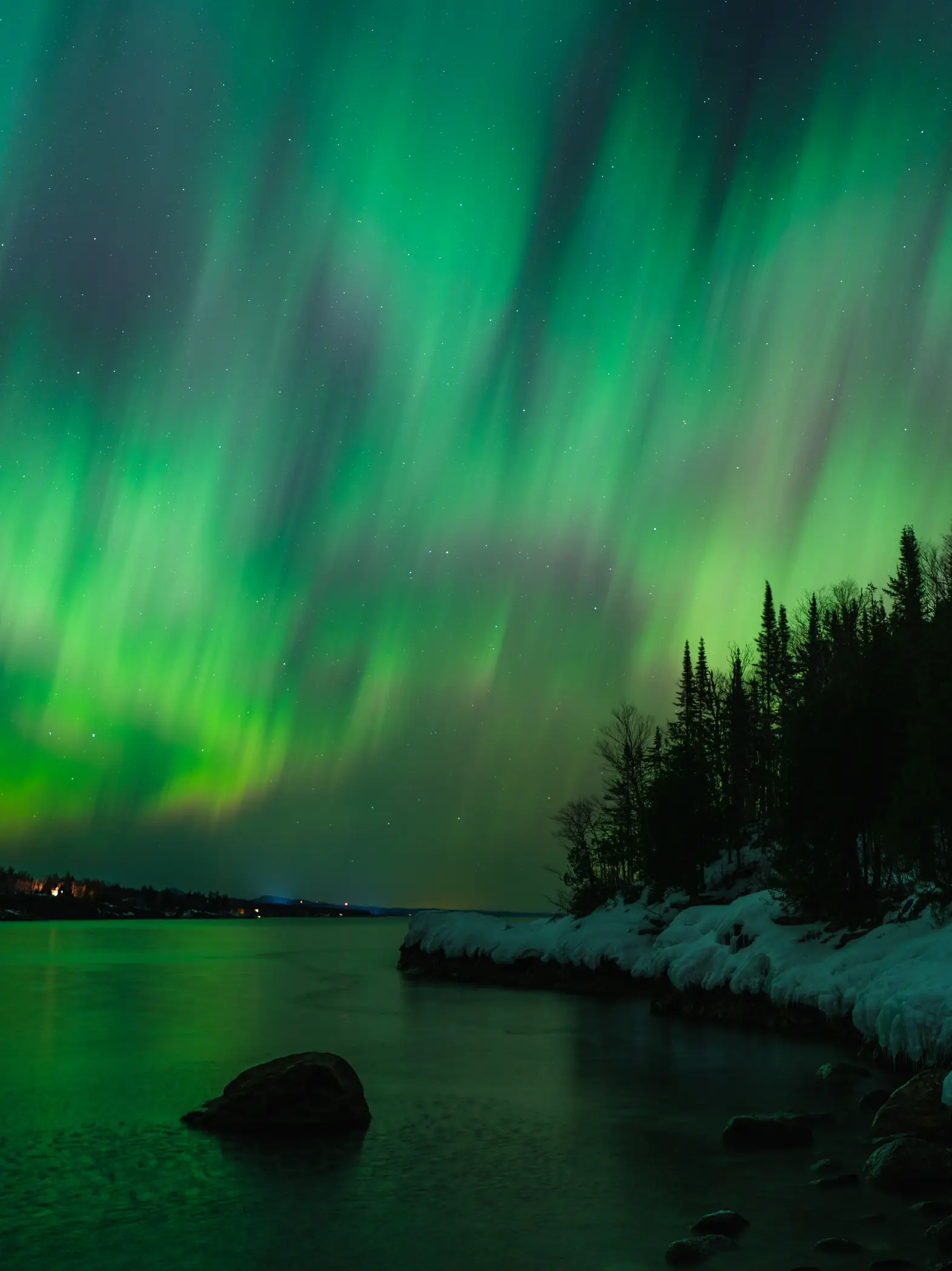 aurora borealis: The science behind the captivating Northern