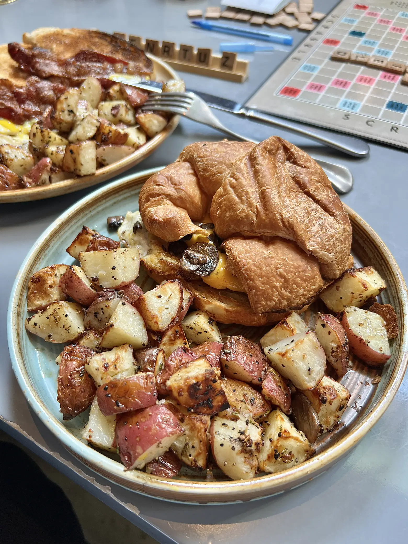 Board game bar in Bucktown, Chicago! Gallery posted by chicagodives