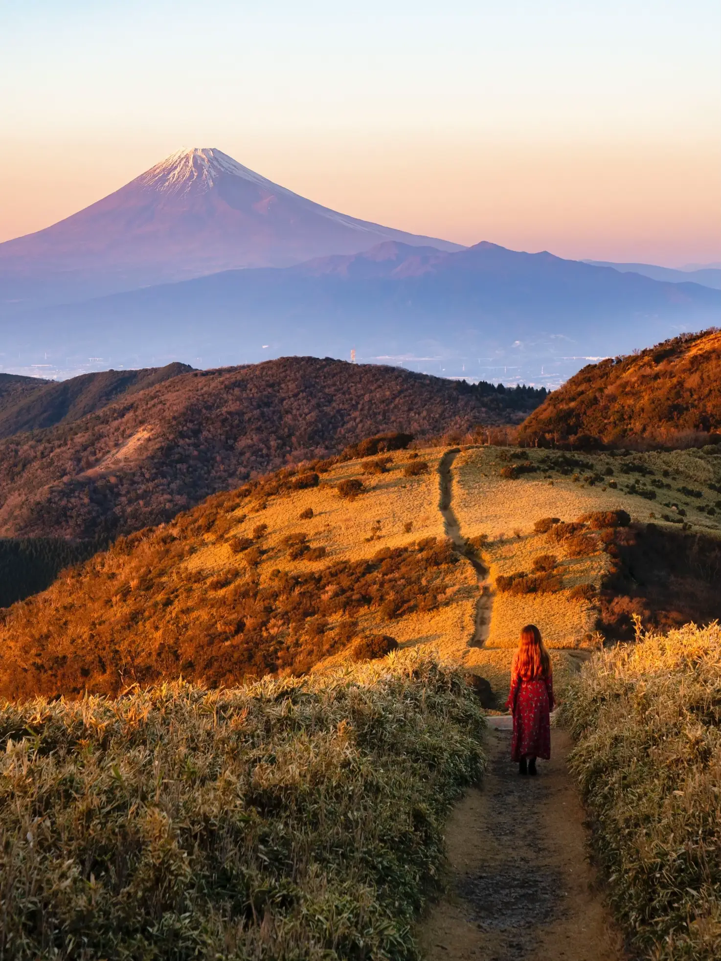 夕焼けに照らされる美しい富士山 | Kyoko1903が投稿したフォトブック | Lemon8