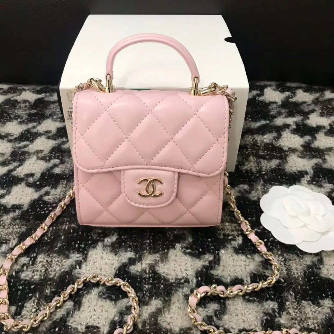 CHANEL Pink Bag, Gallery posted by 萧凛