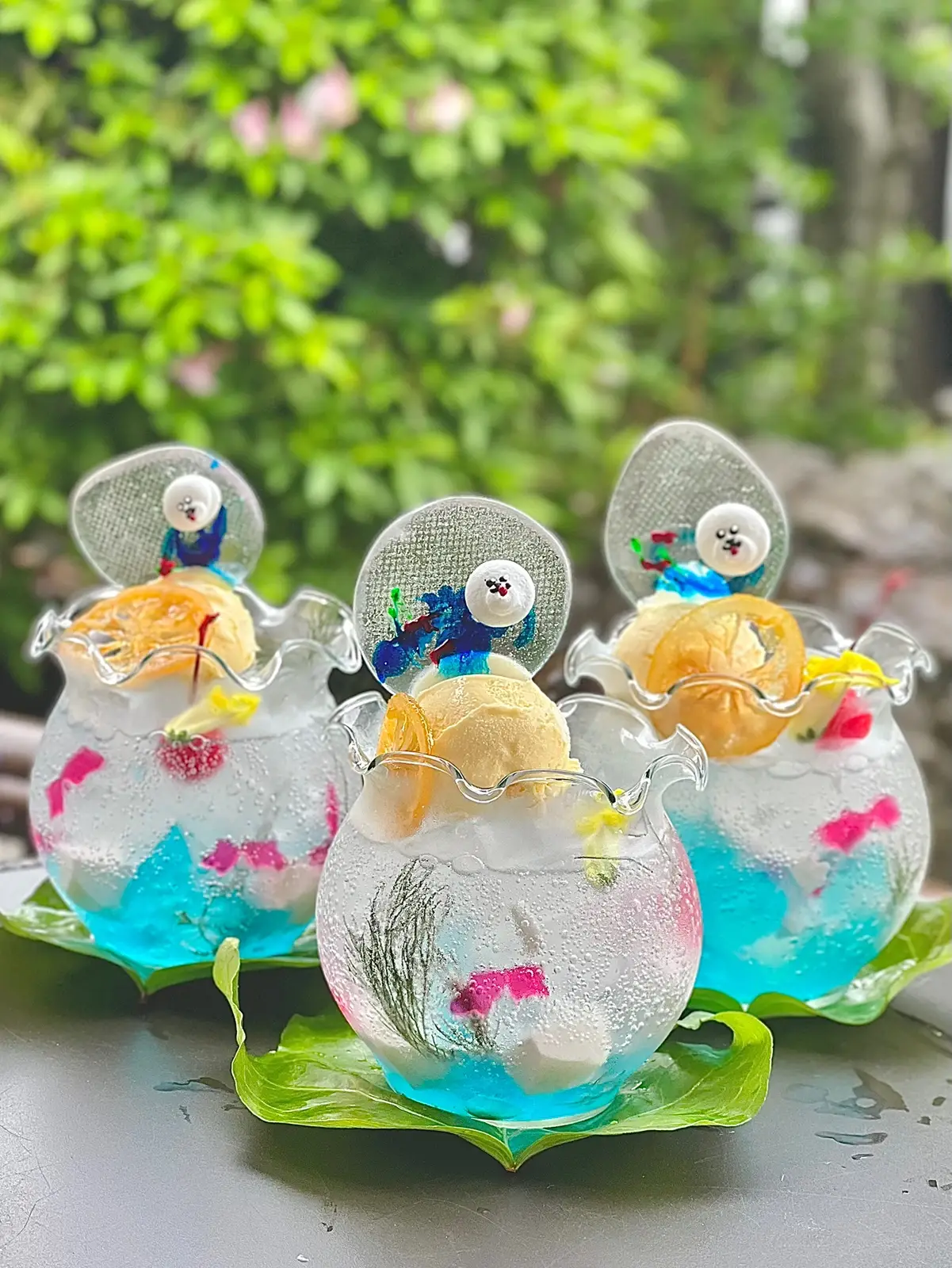 金魚鉢のクリームソーダが可愛い😍 | tabinchu_youが投稿したフォト