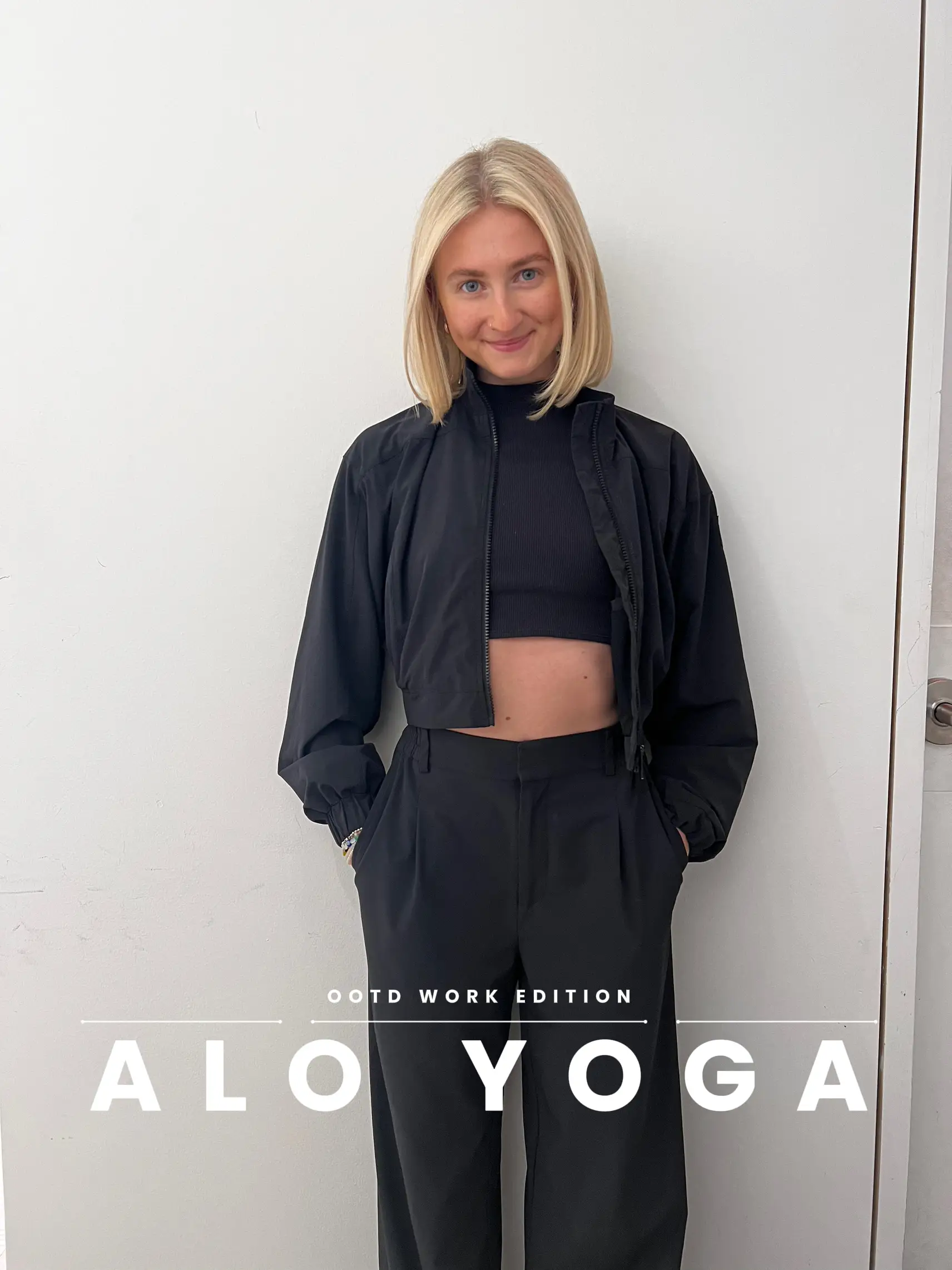 $128 Alo Yoga Women White Stretch High Collar Full Zip Arm Pocket Jacket  Size XS