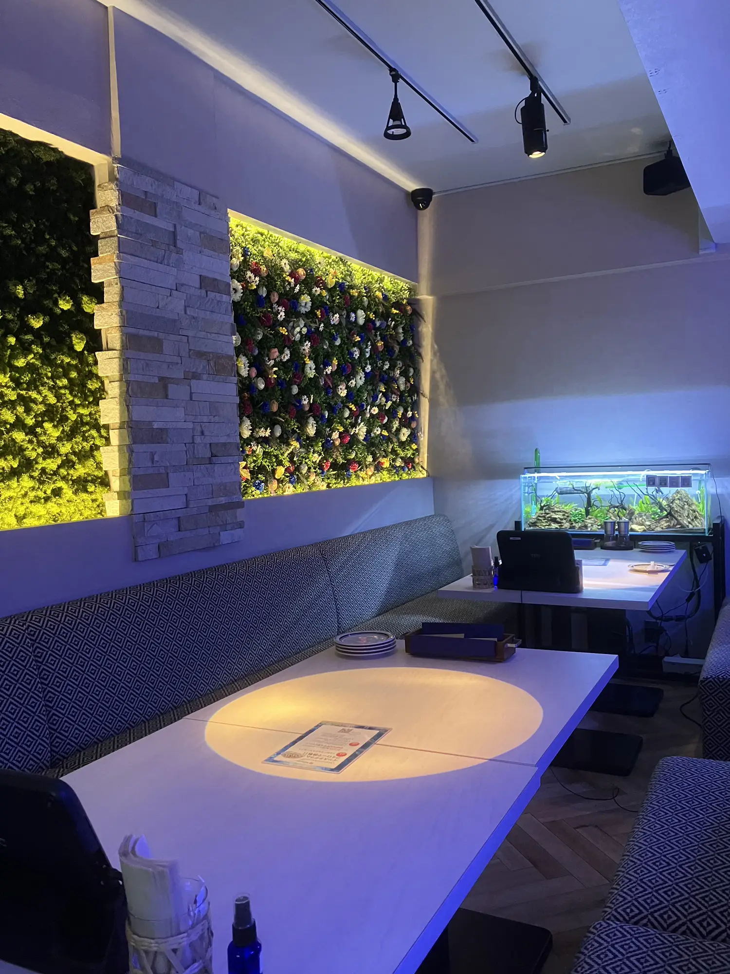 水族館🐟のようなカフェ サカナノセカイ | ブルーソフトが投稿した  