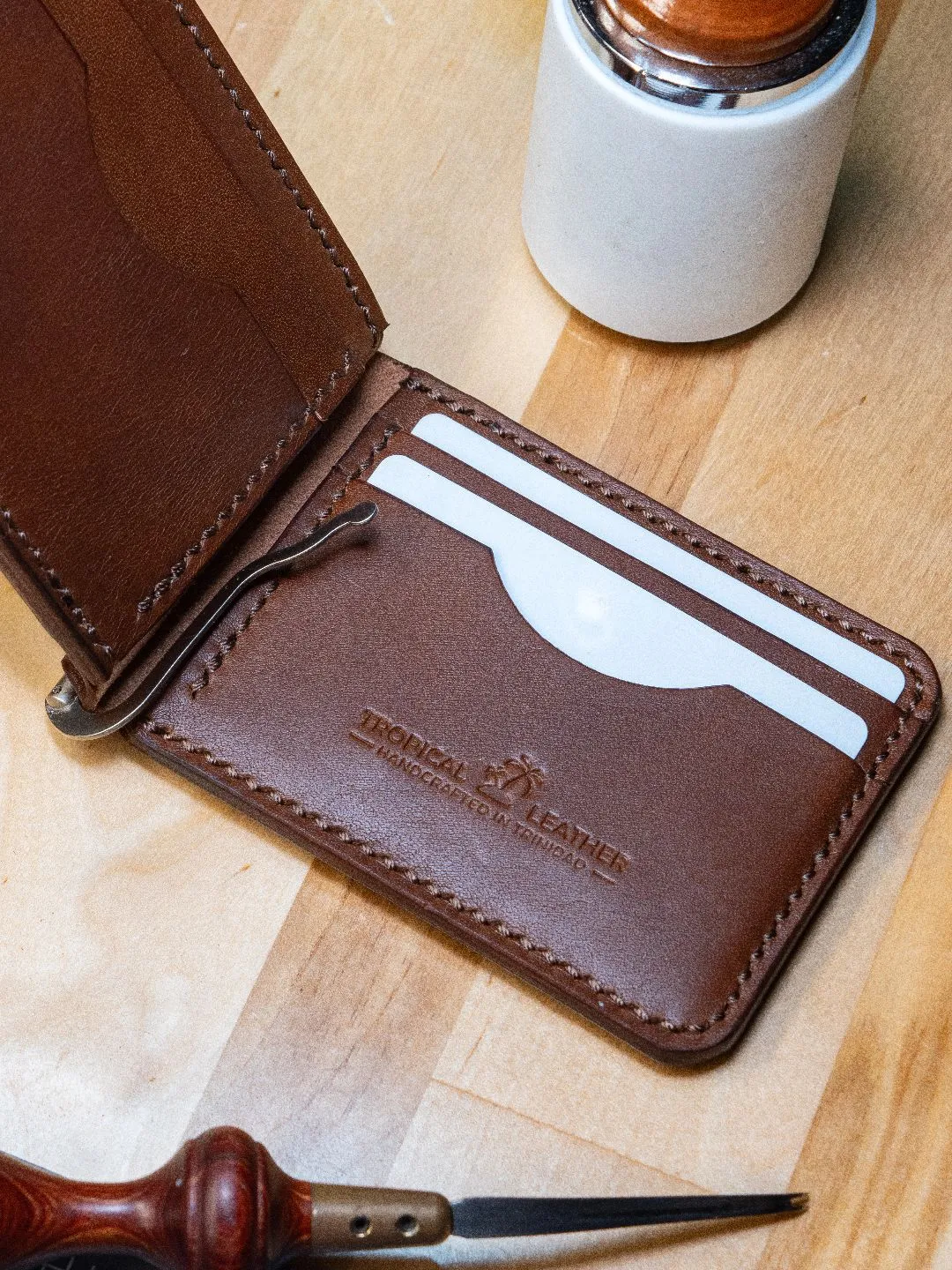 Men's sauvage wallet in calfskin handmade for banknote cards