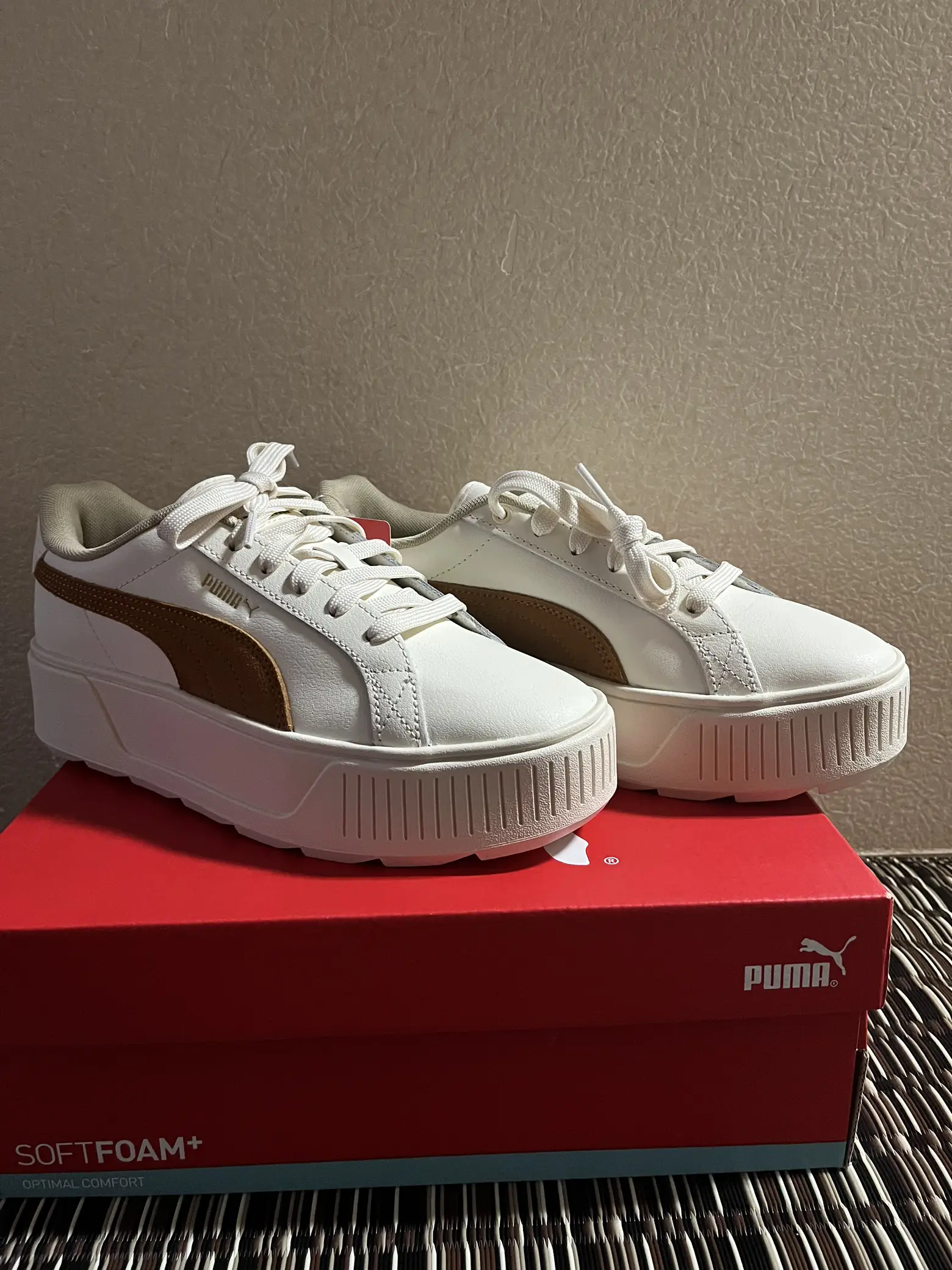 ♡ PUMA 23㎝ ピンクベージュ - 靴