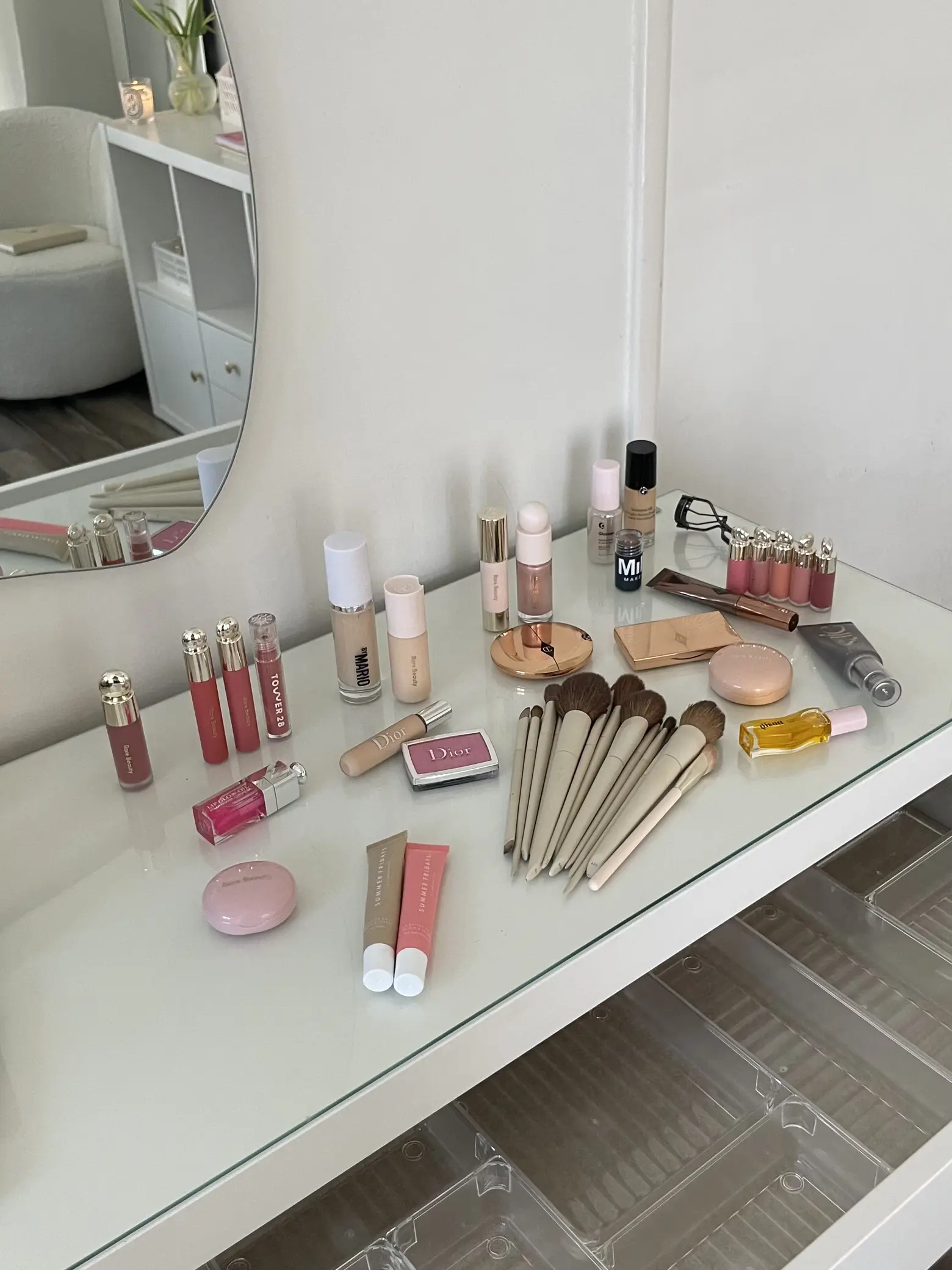 The Best & Prettiest Vanity Organization and Makeup Storage – Dorothy Pro  Blog