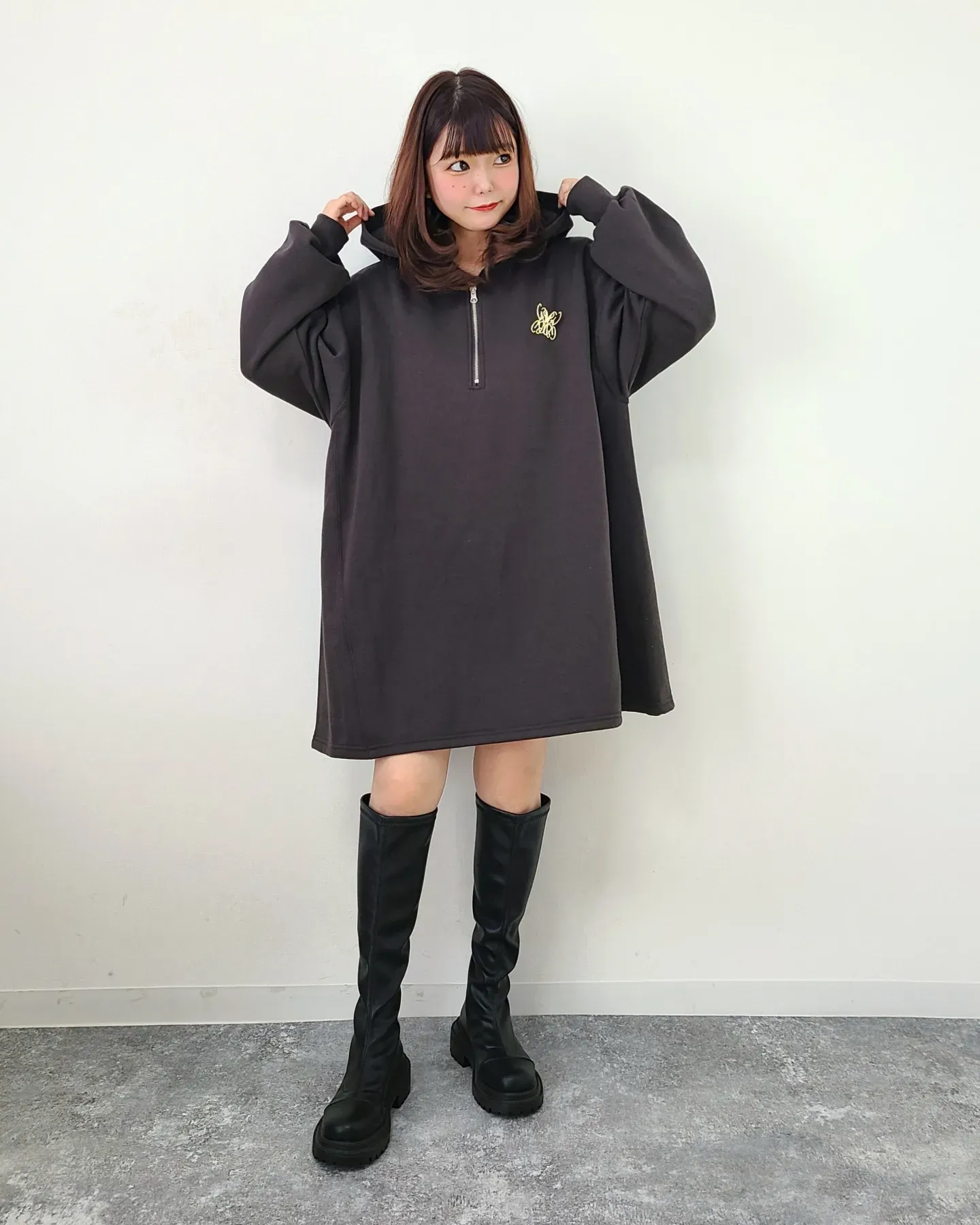 SALEで買ってよかった！⭐WClosetパーカーワンピース✨ | パン粉が投稿 