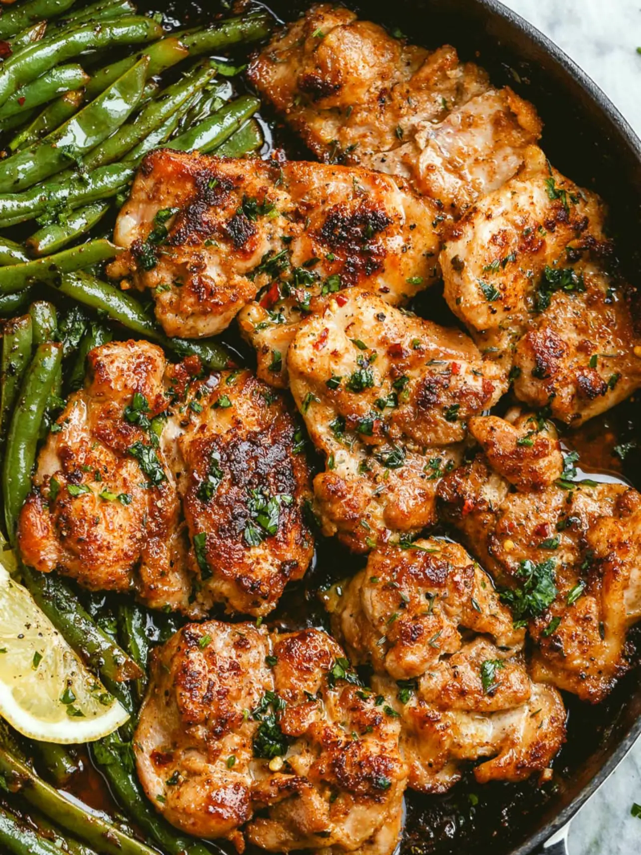 Tasty & Healthy Lemon Garlic Chicken Thighs | Video published by
