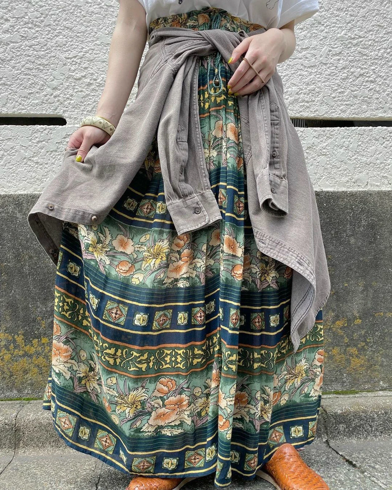 一点物　スカート　ヴィンテージ　vintage カラフル　派手　個性派簡易包装となります