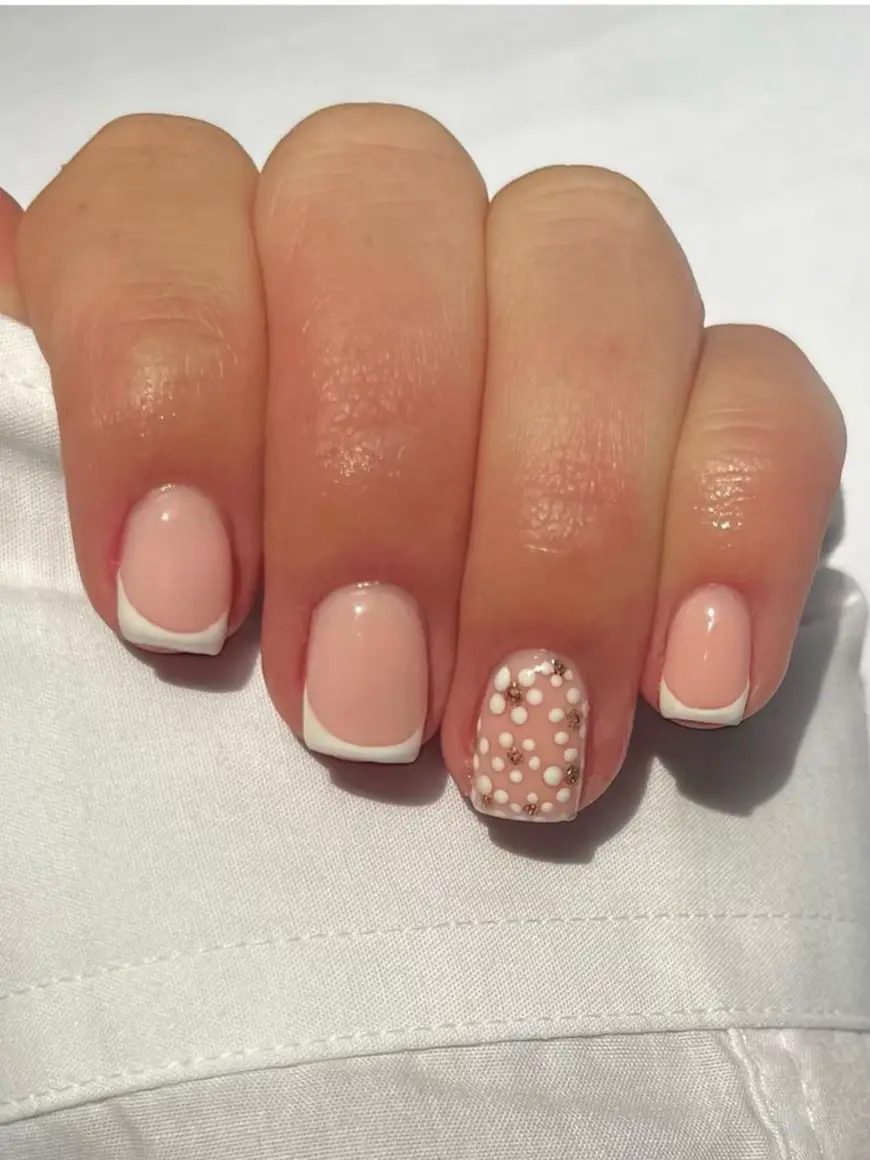 Nails.INC Going Dotty Dot-Print Artificial Nails Pack of 24