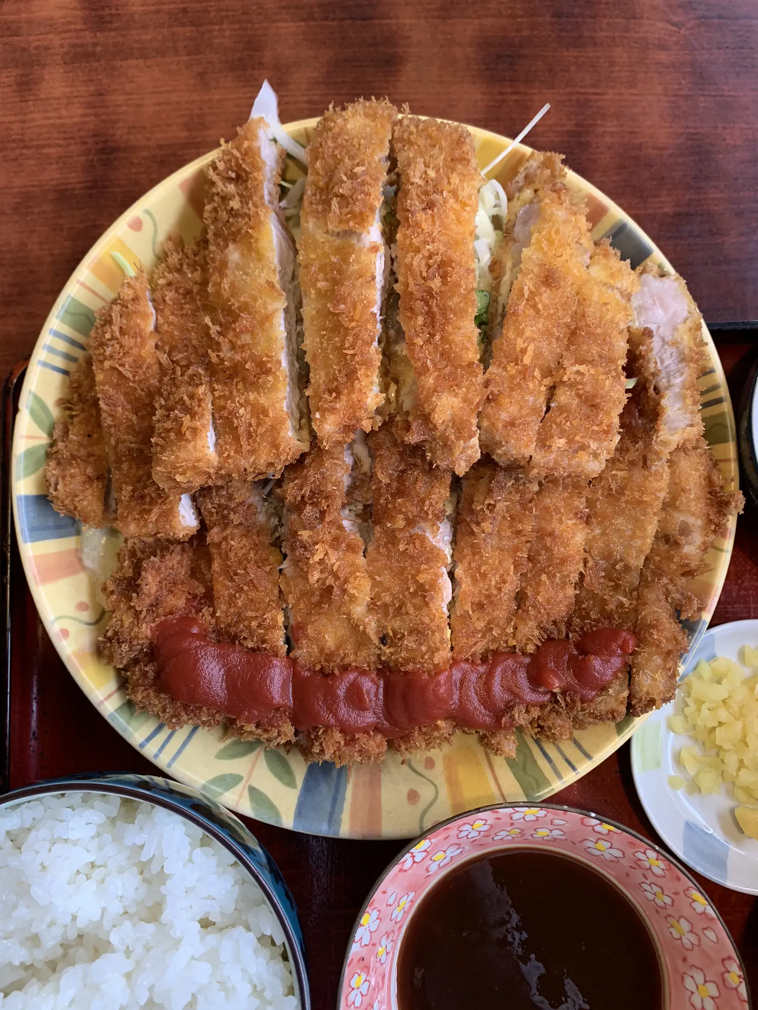 わらじとんかつ2枚も！想像以上のデカ盛りにびっくり！！！ | だいち