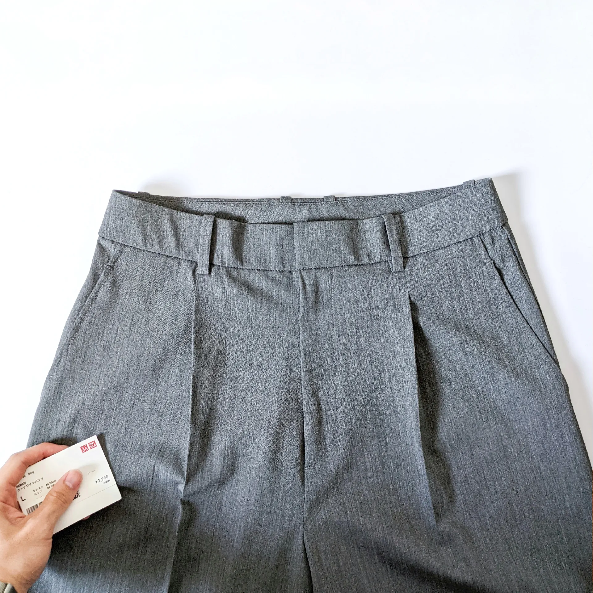 UNIQLO Purchased Tuck Wide Pants, Gallery posted by Hiroya