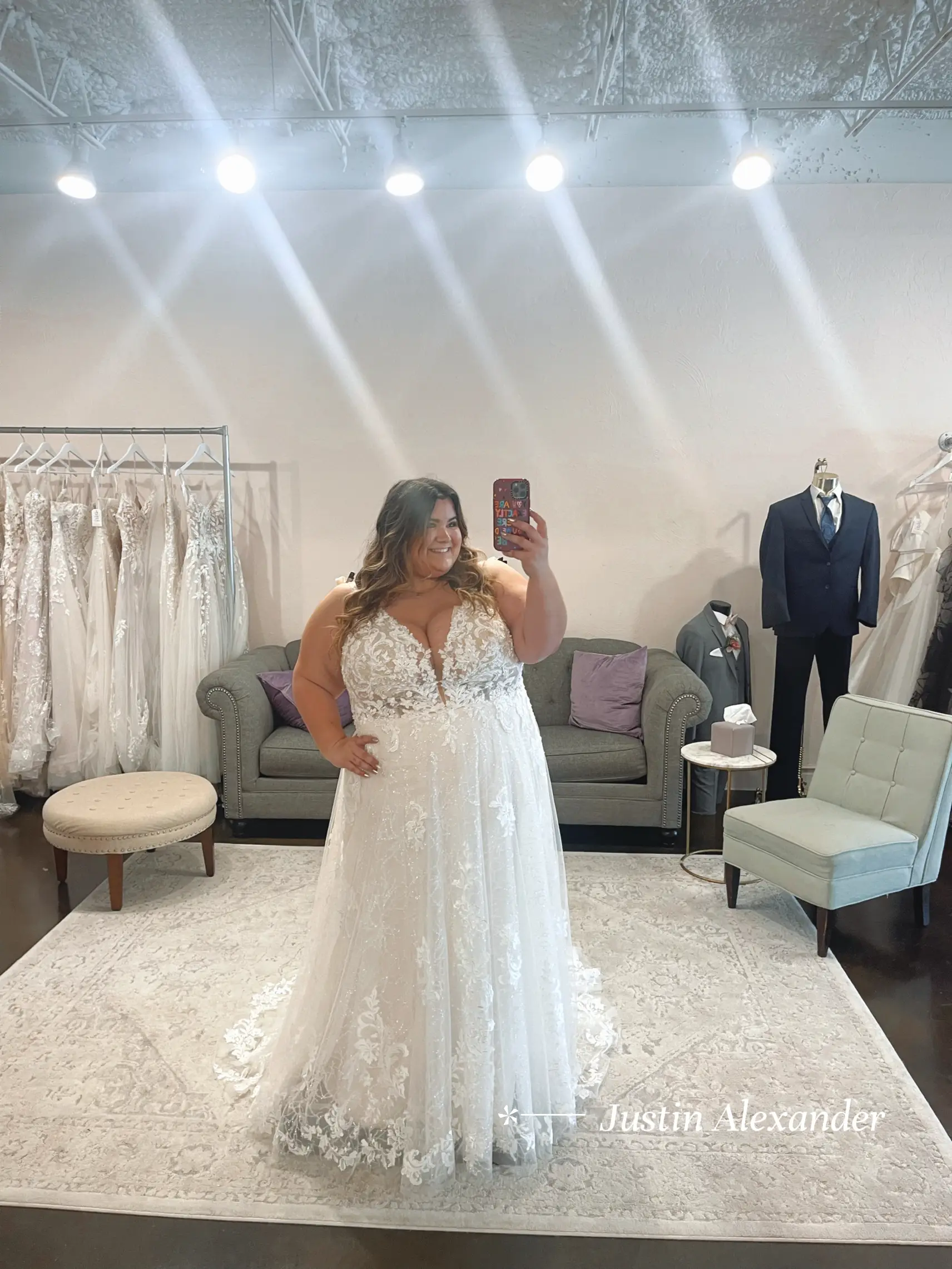 MIDSIZE CURVY BRIDES TO BE! 🤍💍✨ this video may be for you if