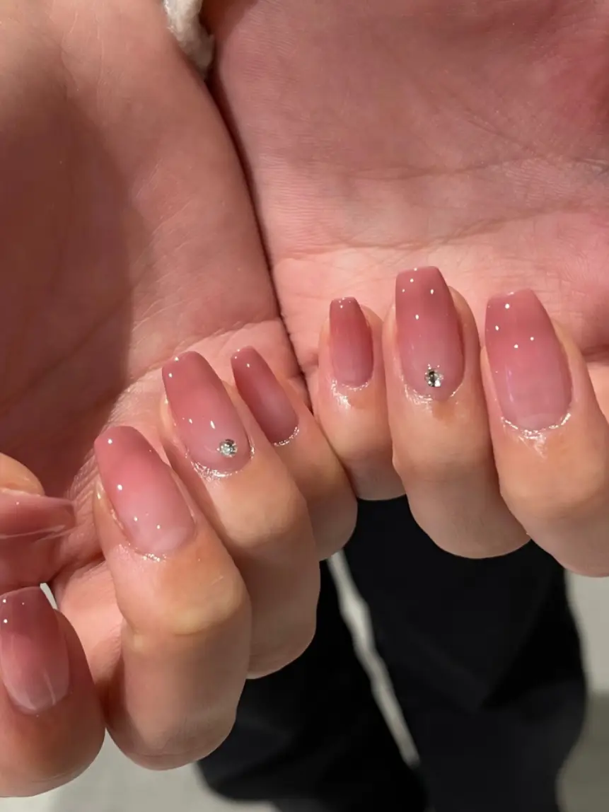 夏に真似したいこのネイル！☀️ | Nailie（ネイリー）が投稿した