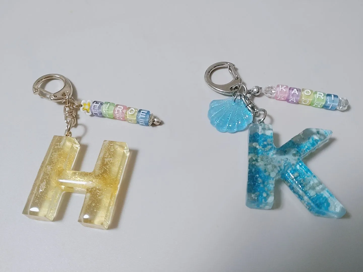 ハンドメイド オーダー イニシャル レジン キーホルダー - チャーム