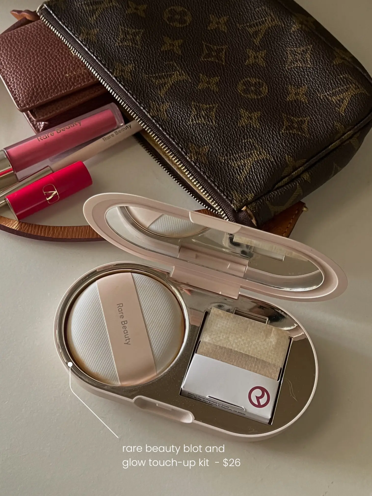 4 Things I Always Have In My Bag 💫, Gallery posted by itsnataliecass