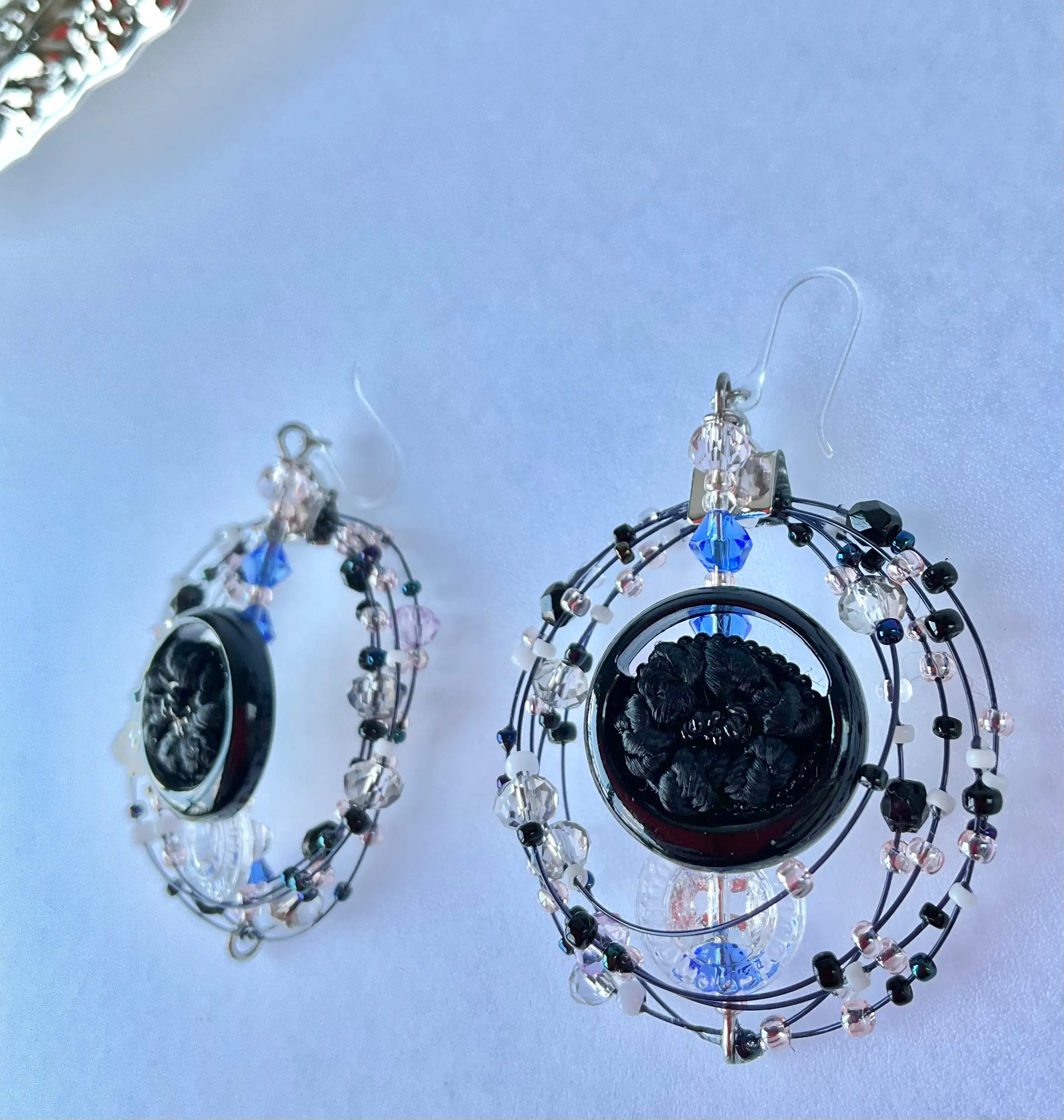 アシンメトリー ラベンダー×フープ ☞ ハンドメイド ピアス イヤリング アシンメトリー ラベンダー×フープ ☞ ハンドメイド ピアス