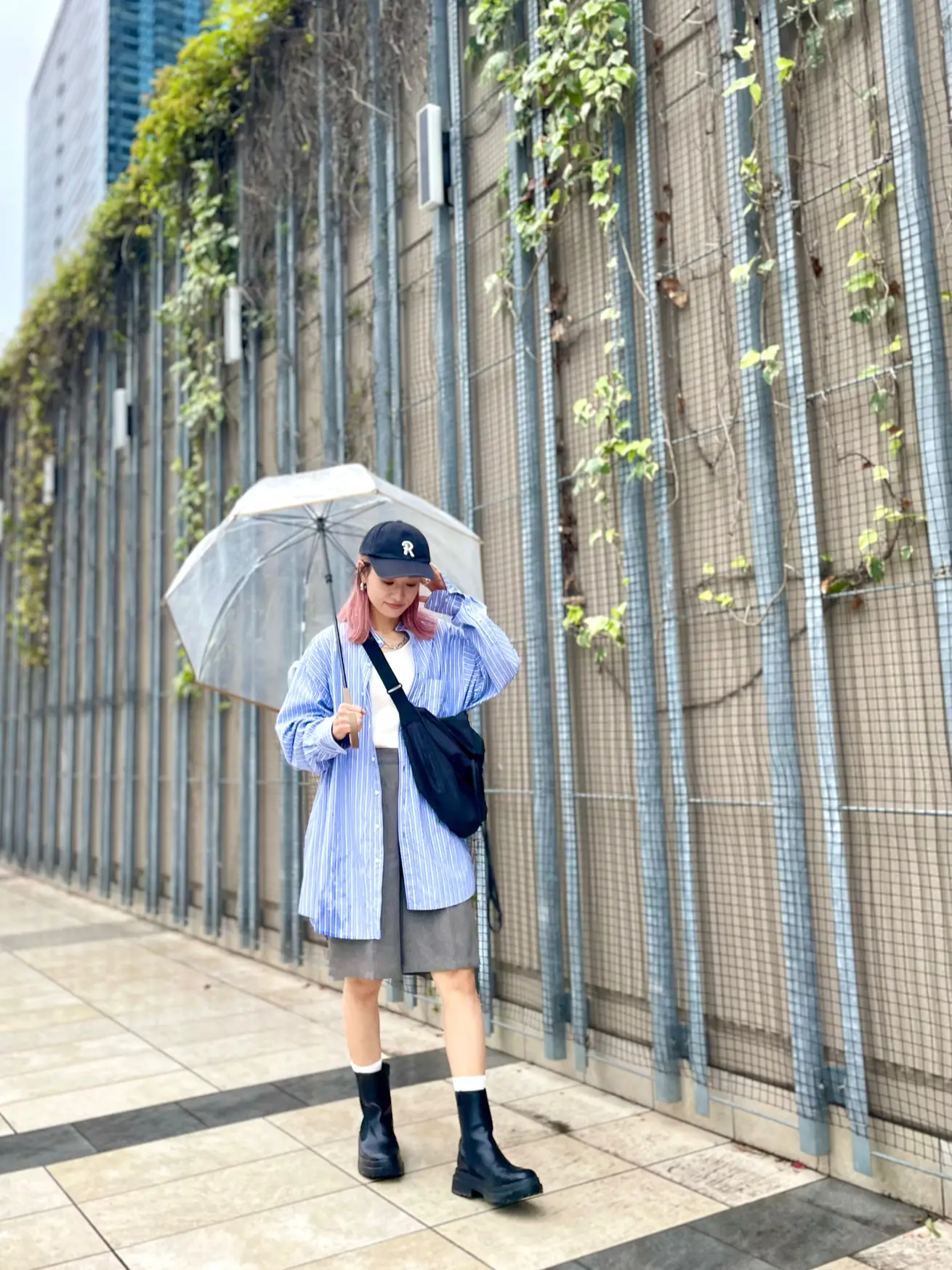 雨の日はハーフパンツ推し☂️雨の日コーデの選び方とポイント💓 | Natsu♡が投稿したフォトブック | Lemon8