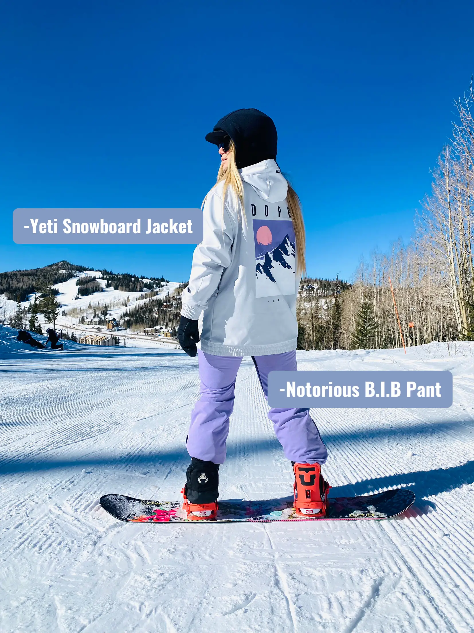 1080 Women's Ski & Snowboard Jacket - Pastel Peach, White & Blue