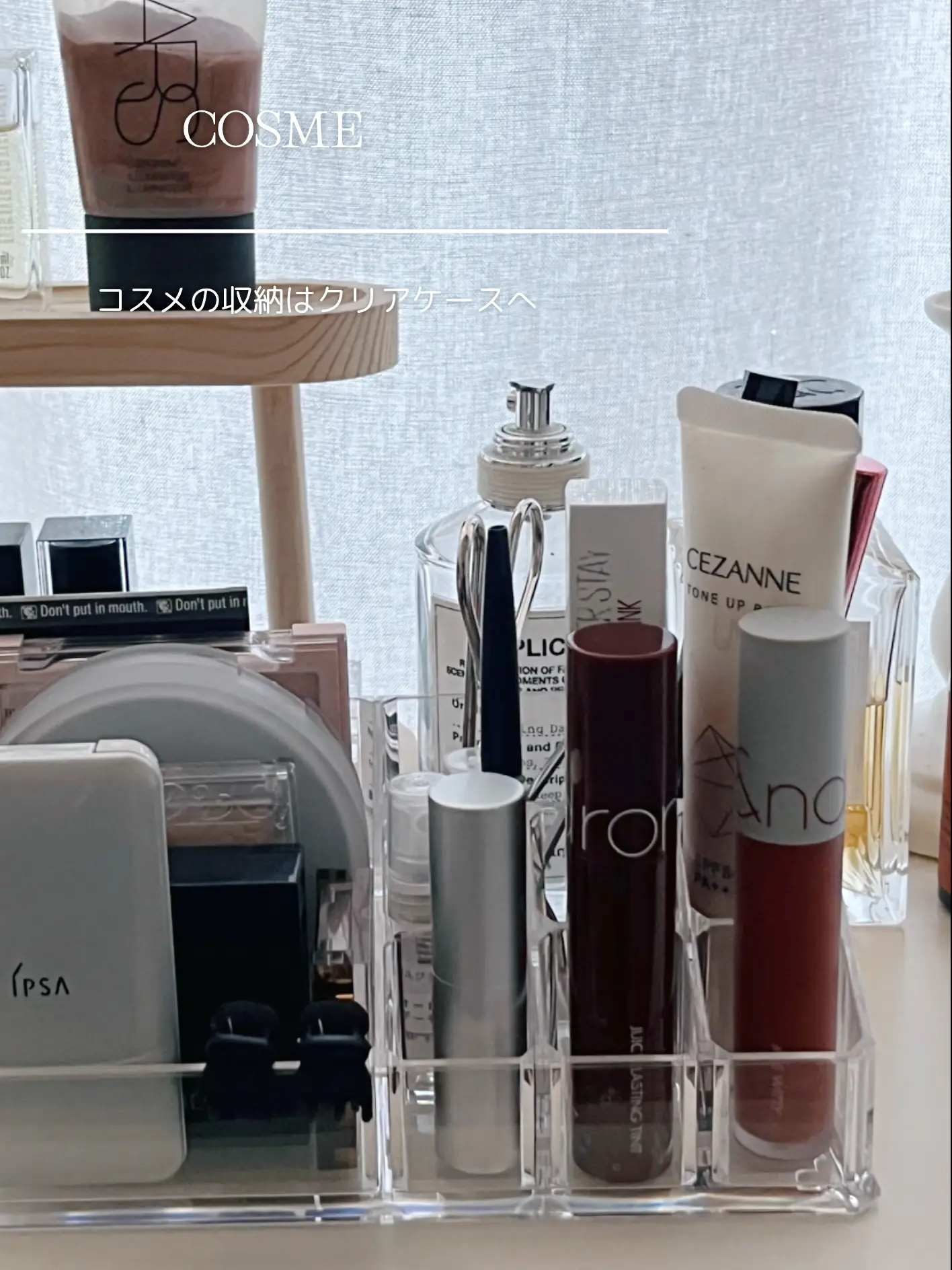 I made the storage of cosmetics a clear case, Video published by Oka