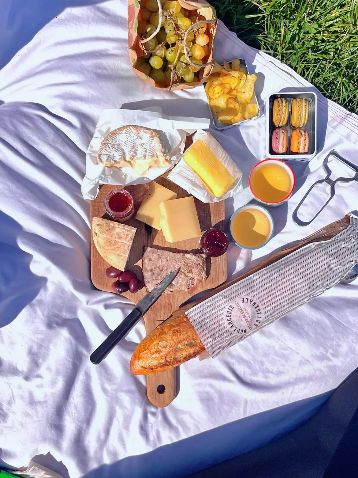 Summer Picnic Snack Tray - The BakerMama