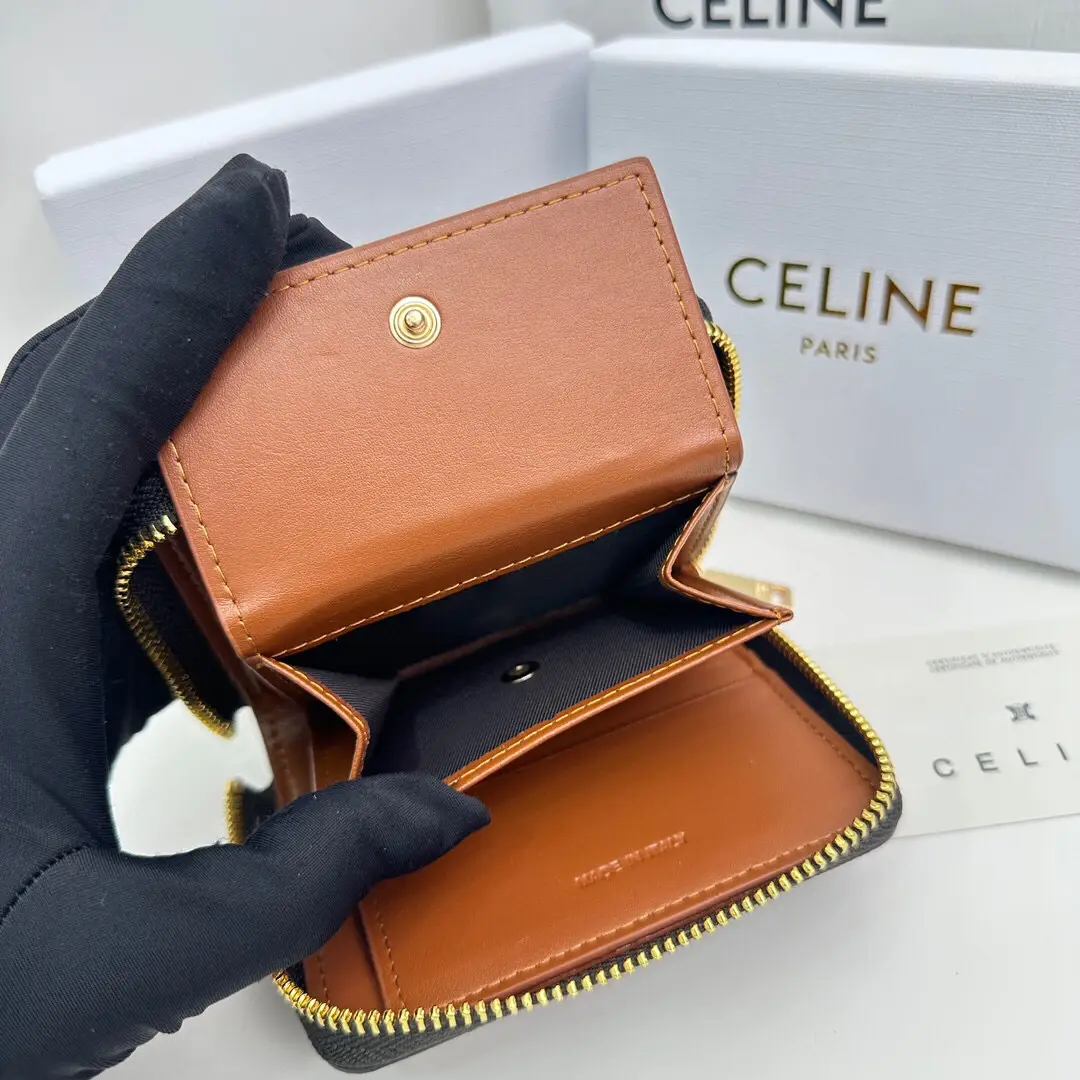 フォーナスミニ財布 セリーヌ CELINE | 高田 百合が投稿したフォト