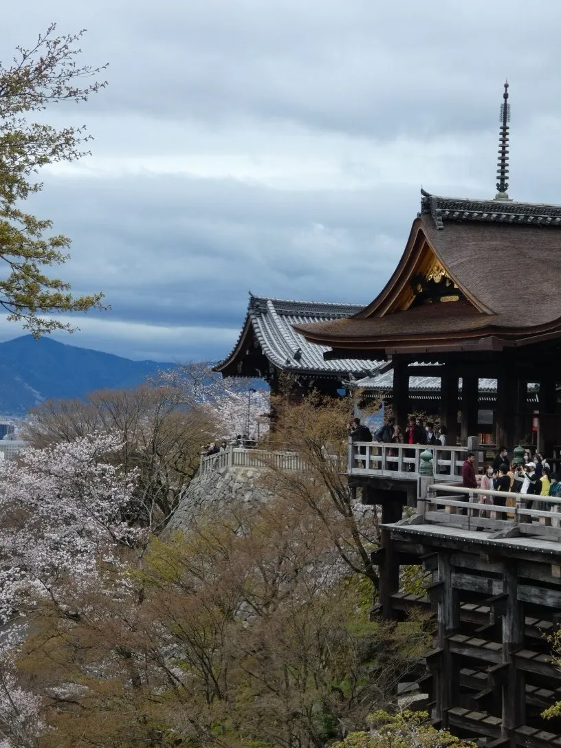 京都ひとり旅 〜清水寺〜 | 天鈴 travelerが投稿したフォトブック | Lemon8