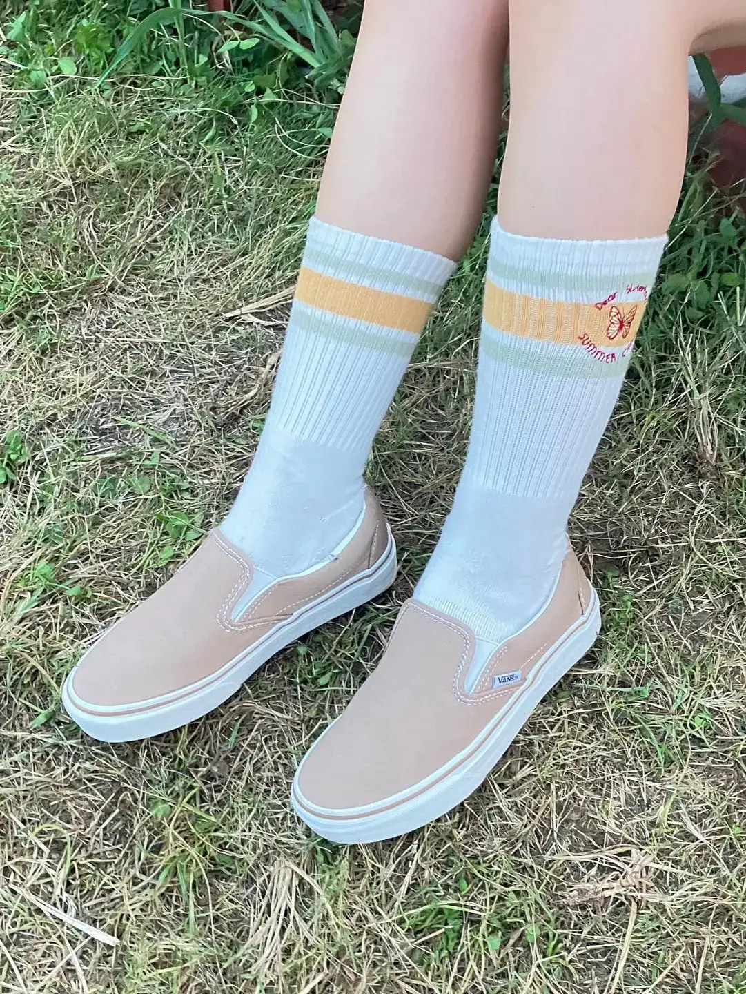 Nike socks with on sale slip on vans